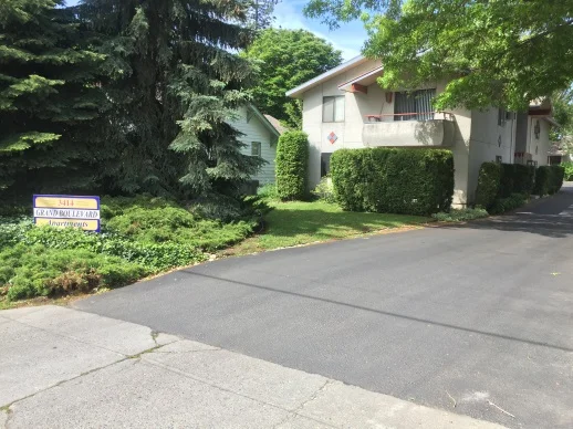 14 Unit Apartment Building on the South Hill Sale: $1,100,000