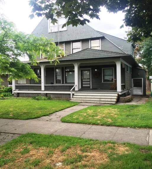 6 Unit Apartment in Browne's Addition Sale: $145,000