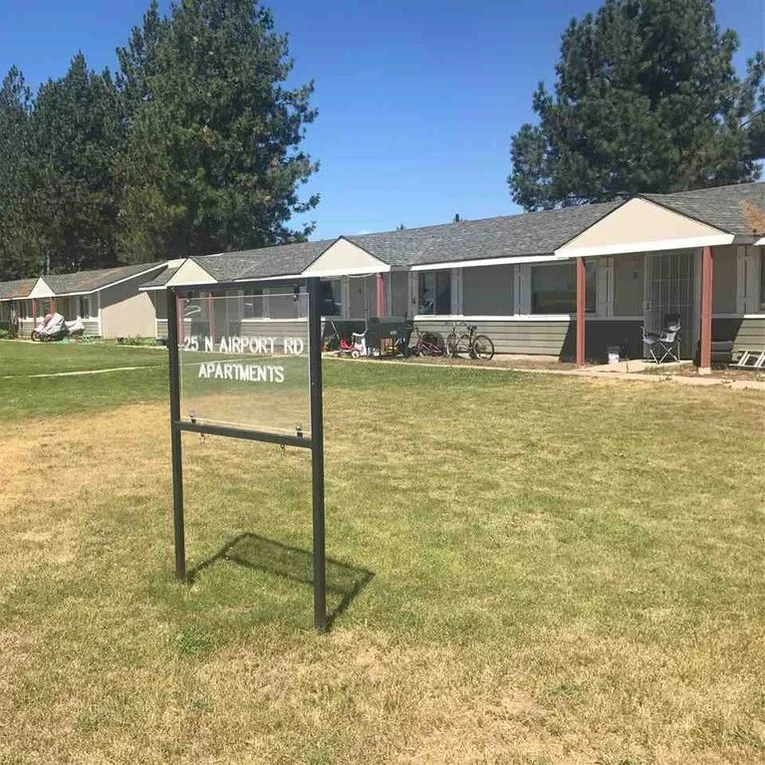 9 Unit Apartment in Deer Park Sale: $465,000