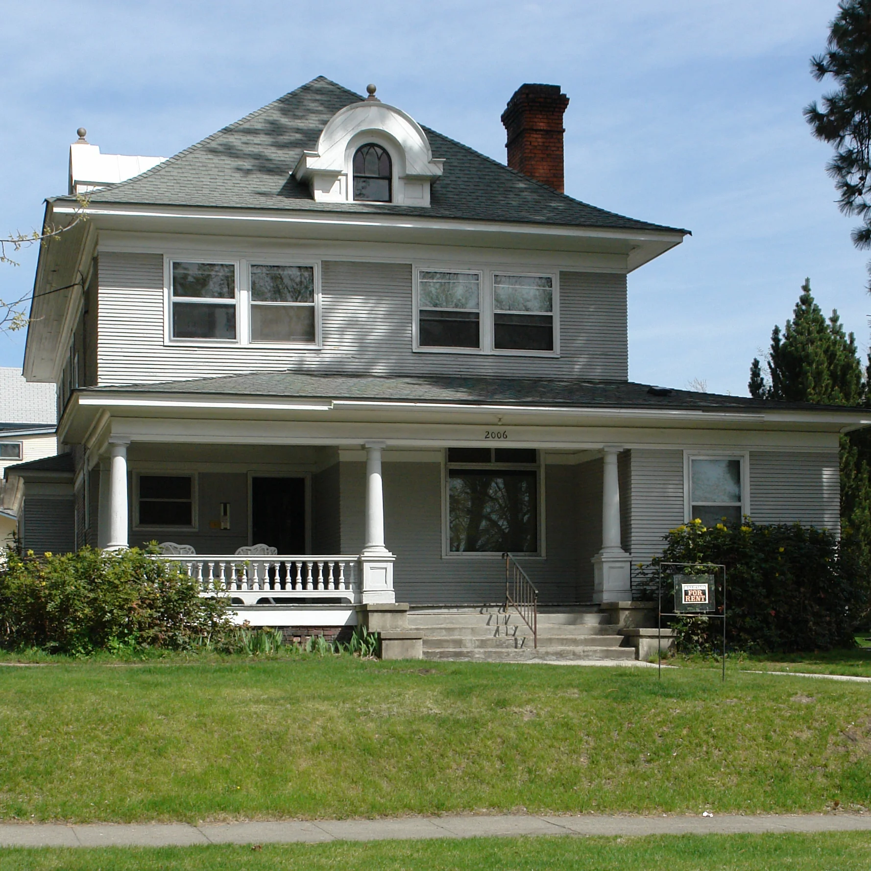 Six Unit in Browne's Sale: $325,000