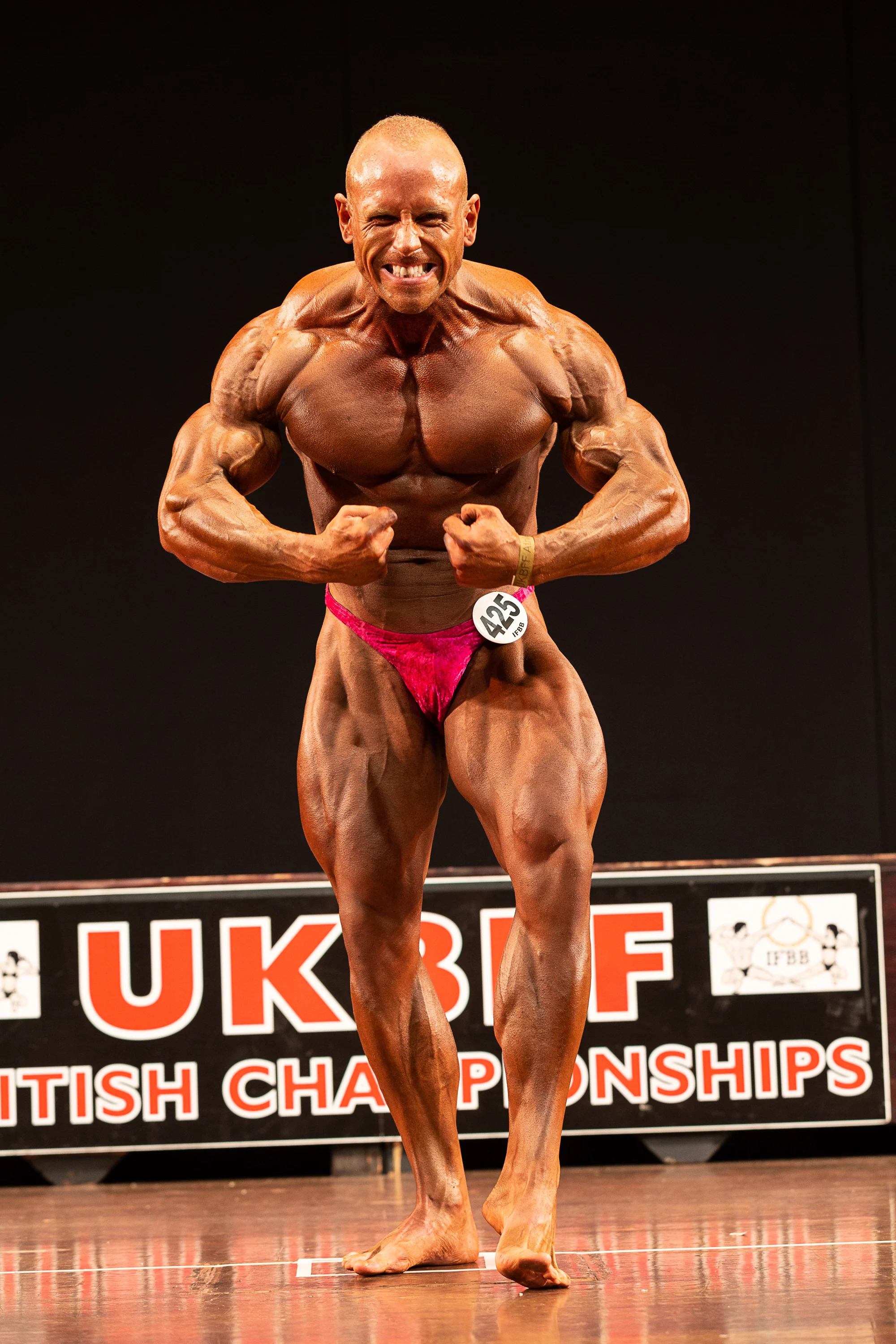 DAVID HENDERSON AWARDED IFBB ELITE PRO CARD