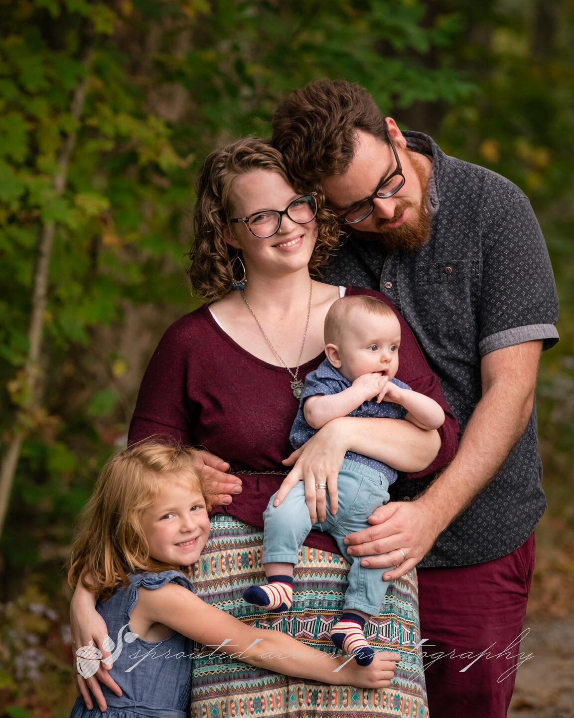 I just love when a gorgeous family shows up in my photo memories! The Archer family, September 2019! Follow this sweet crew&rsquo;s endeavor, Starflyer Brewing Company in Canton, Ohio!