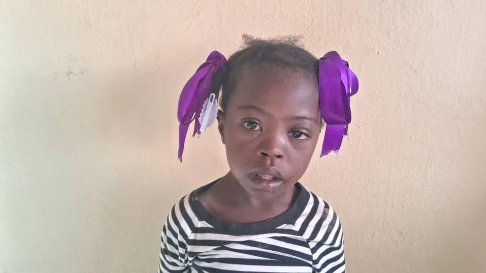 Parilus  weed Sherlie Benka (pa pale).jpeg