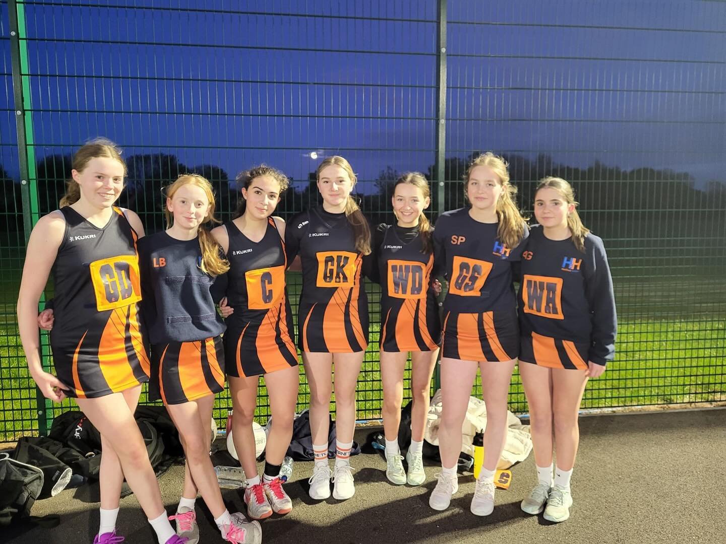 A great 1st.game for the U14s Orange against an adult team.  Despite me telling them they were playing in the adult team, they were still surprised they were playing against women 🤣 The girls started off really strong with some great defending &amp;