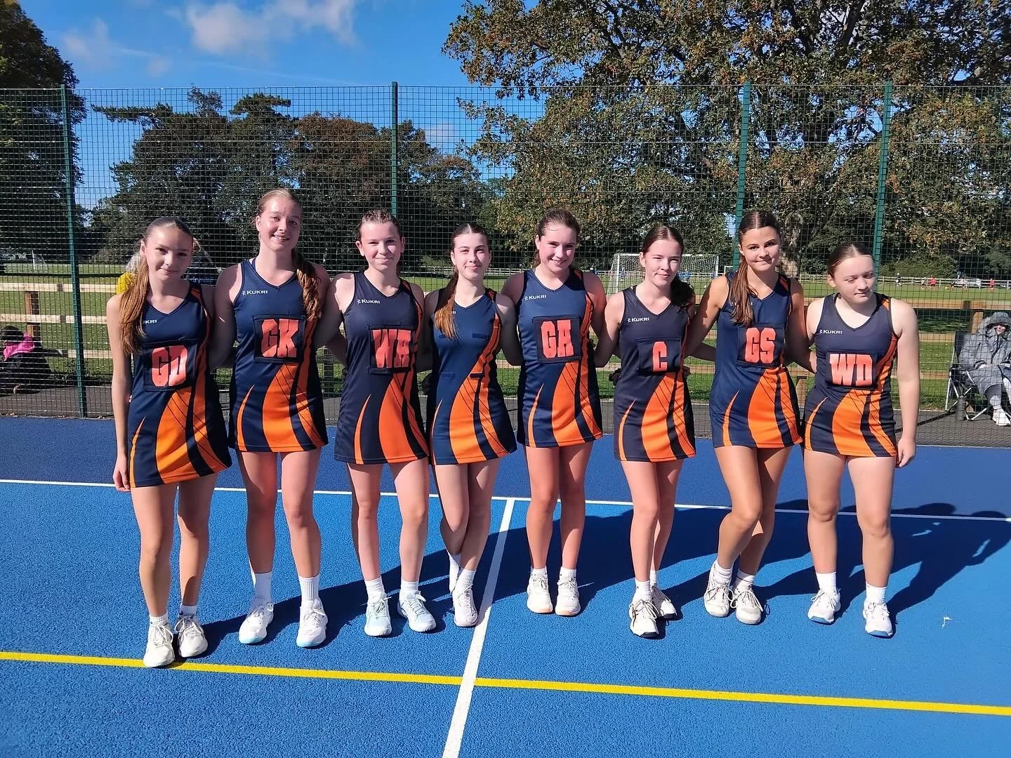 Lovely morning of netball for our new senior squad at HDNL today. 💫
We narrowly missed out on the win against wodson, but a very exciting game to watch which could have gone either way. Special mention to India in her first match for Hornets.
🧡?