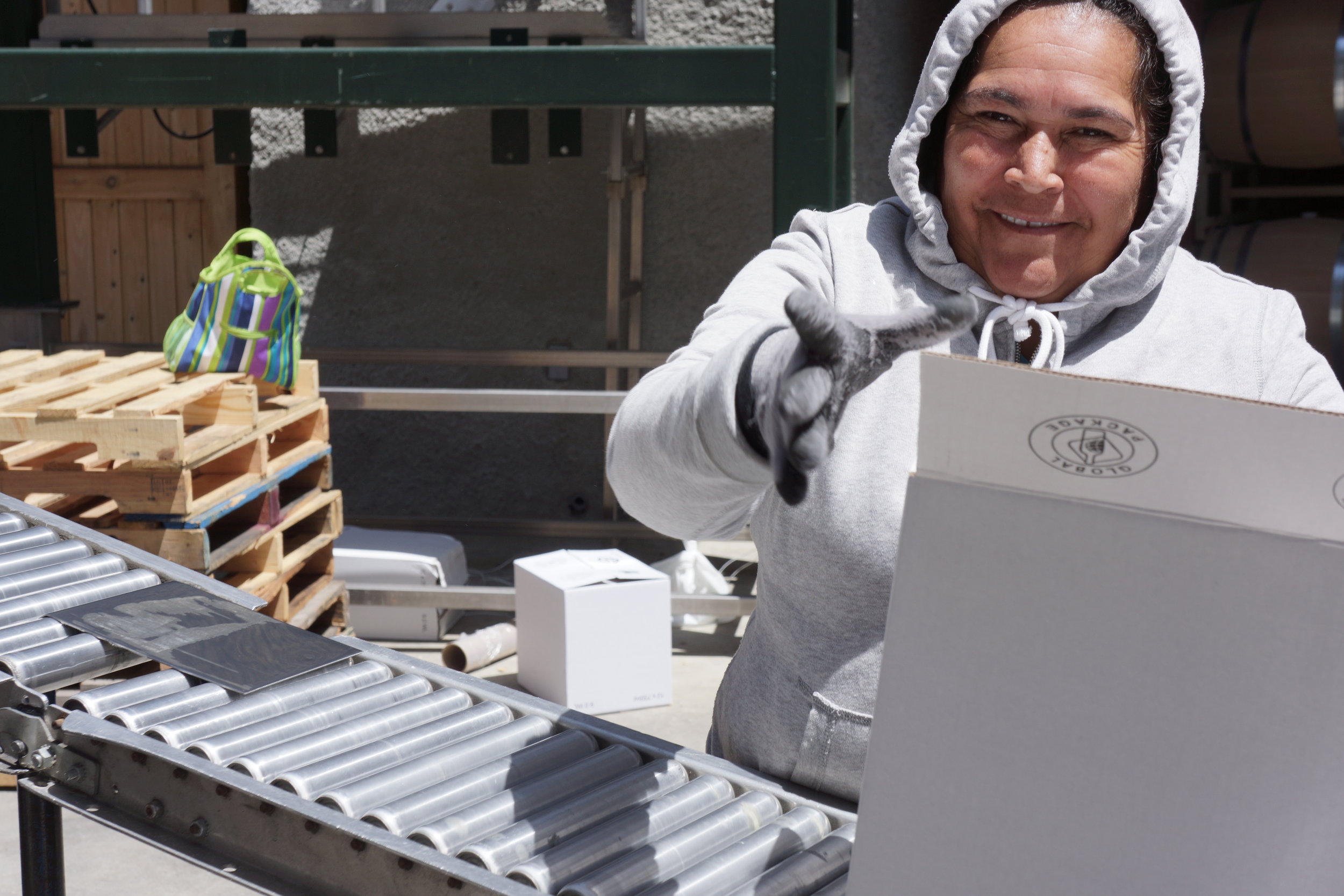 Packaging assembly line 