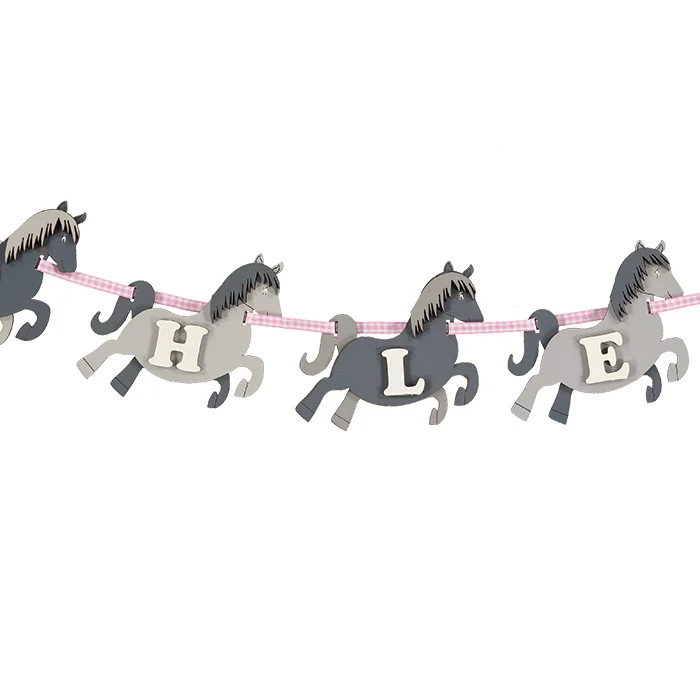 Grey-horse-personalised-name-garland-close-up.jpg