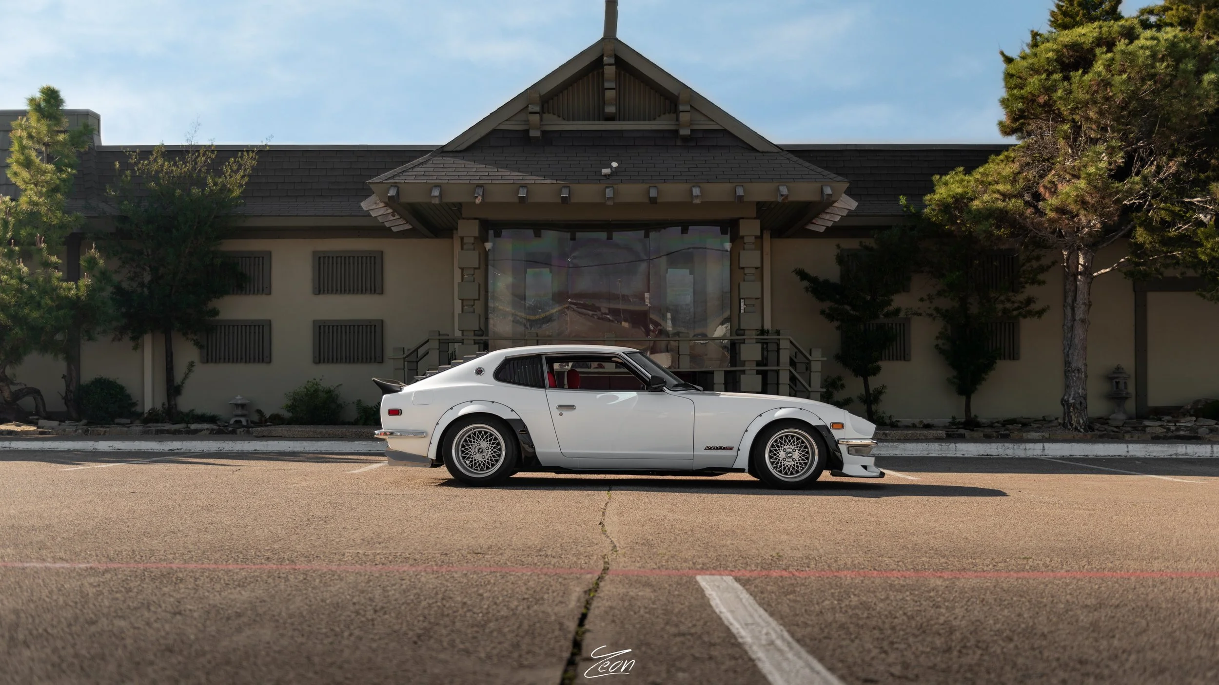 Kevin's 400+ WHP 75' 280z 2+2