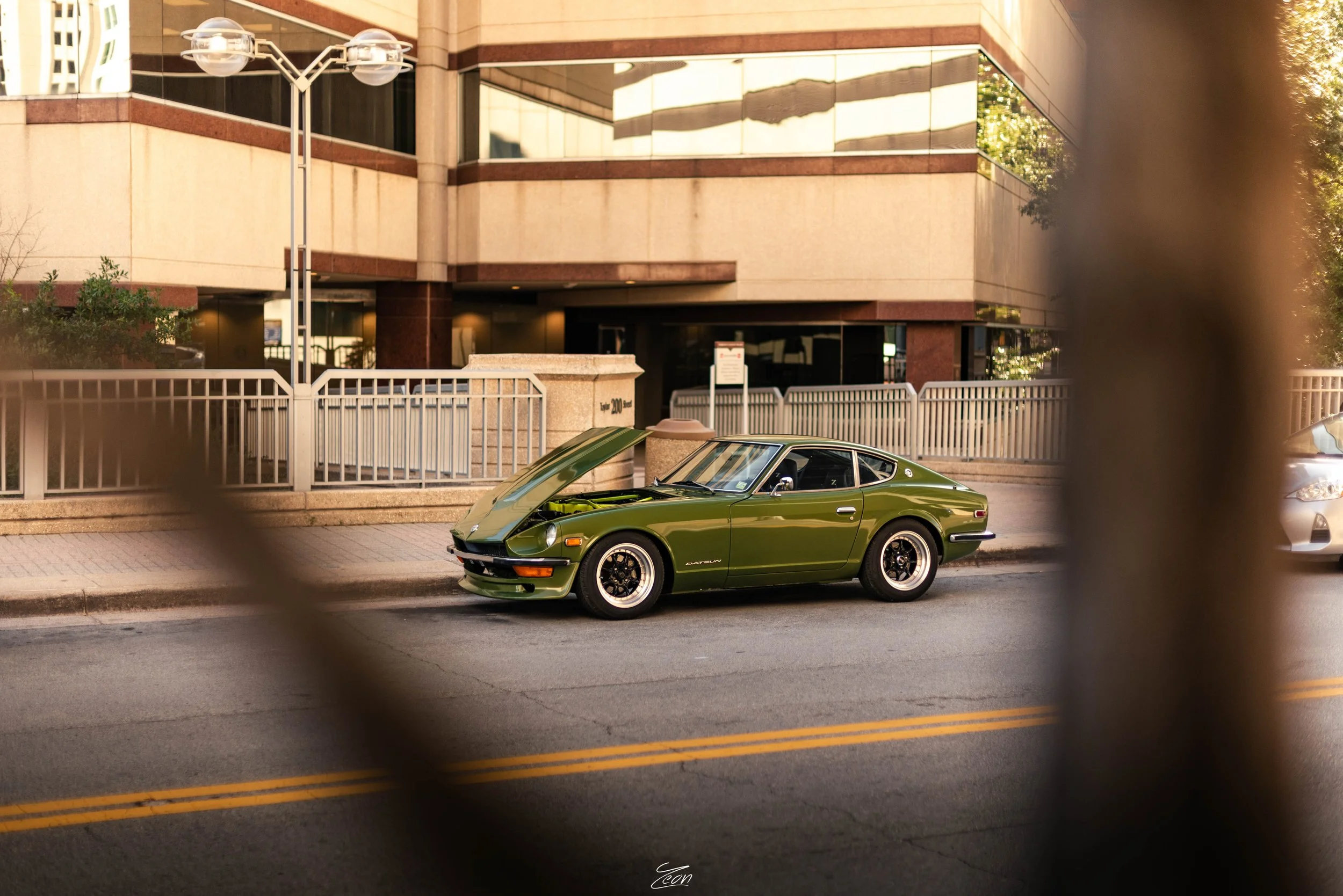 Mr. Wisniewski's Full Catalog 240z ITB Powered 3.2L Stroker Build