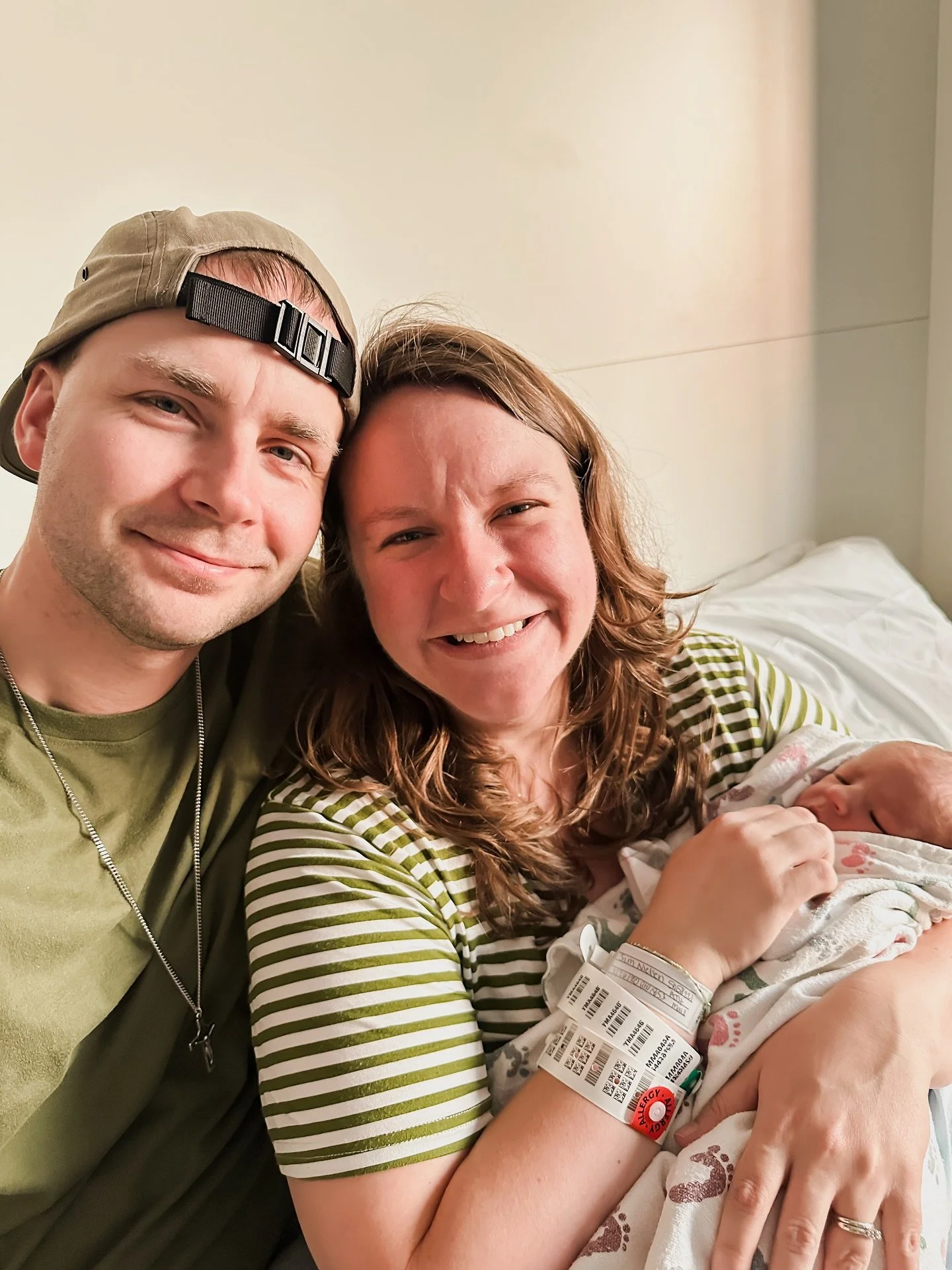 Nielsen family, party of SIX?!? 😭 God is so good. Our sweet baby boy Mattias (pronounced Mah-tee-ahs) finally made his arrival this week. 🥰🥹

After the kids came to visit at the hospital, Andreas and I were looking at the photo of all of us togeth