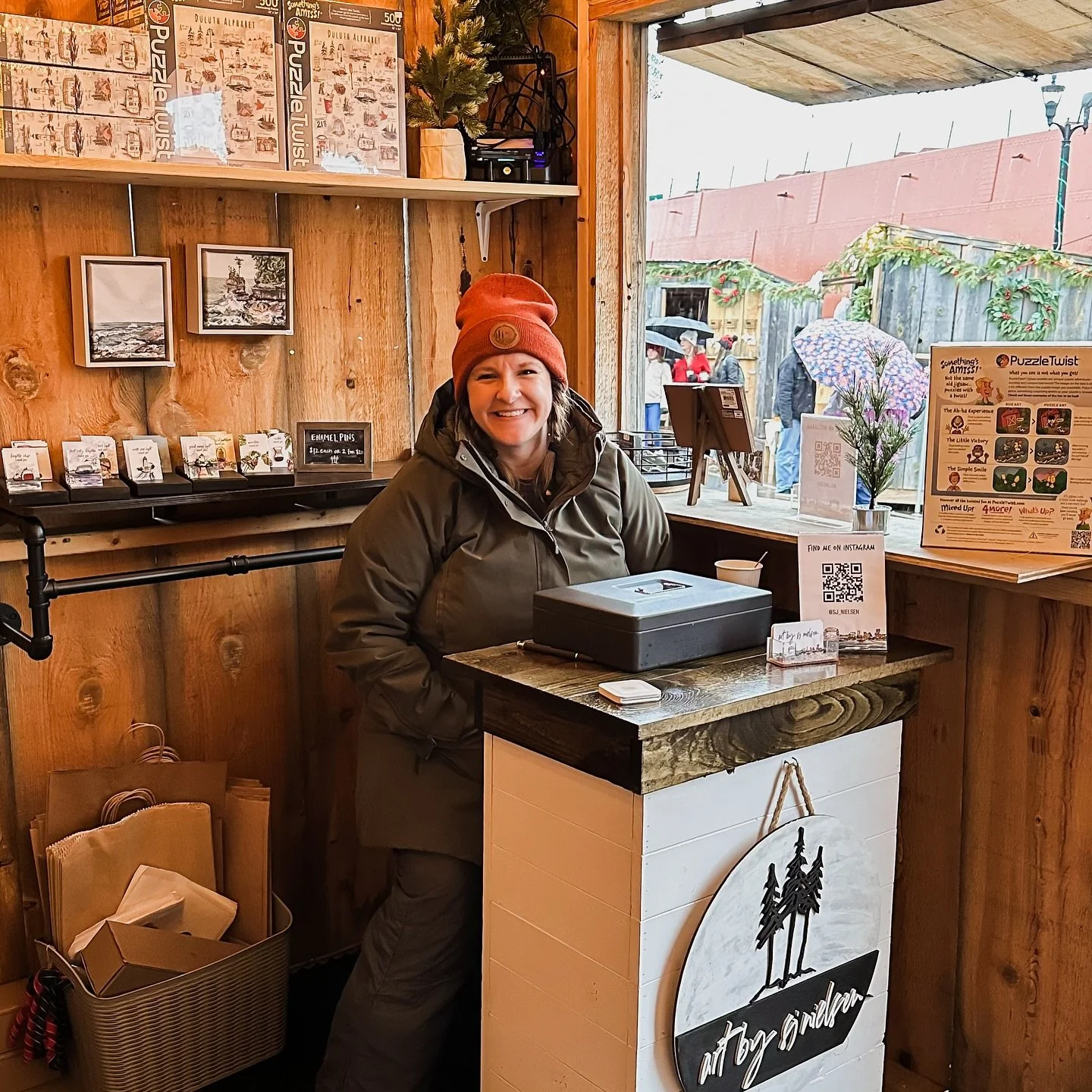 It&rsquo;s almost here. 🥹 This show always feels like such a gift to be part of, and brings all my &ldquo;little Sam wants to grow up and live in Duluth&rdquo; memories to mind. 

Come visit us this Saturday and Sunday at @duluthwintervillage - it&r