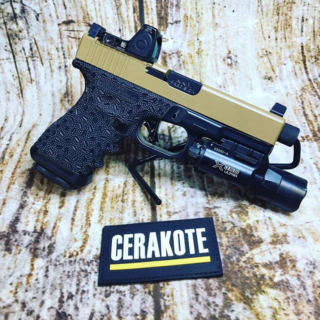 Glock 19MOS in @cerakote Elite series Midnight and 20150! @sublime_modifications #sublimemodifications #sublimemodificationsrocks #glock #glock19 #glock19gen4 #glock19mos #valdosta #valdostascertifiedcerakoteapplicator #cerakotelove #cerakote #cerako