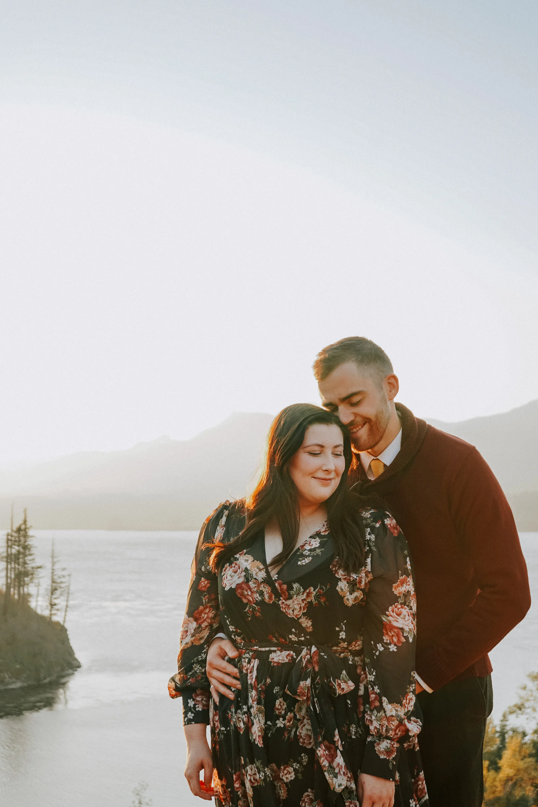 Anchor and Pine_Columbia River Gorge_Oregon_Engagement_Photography.jpg