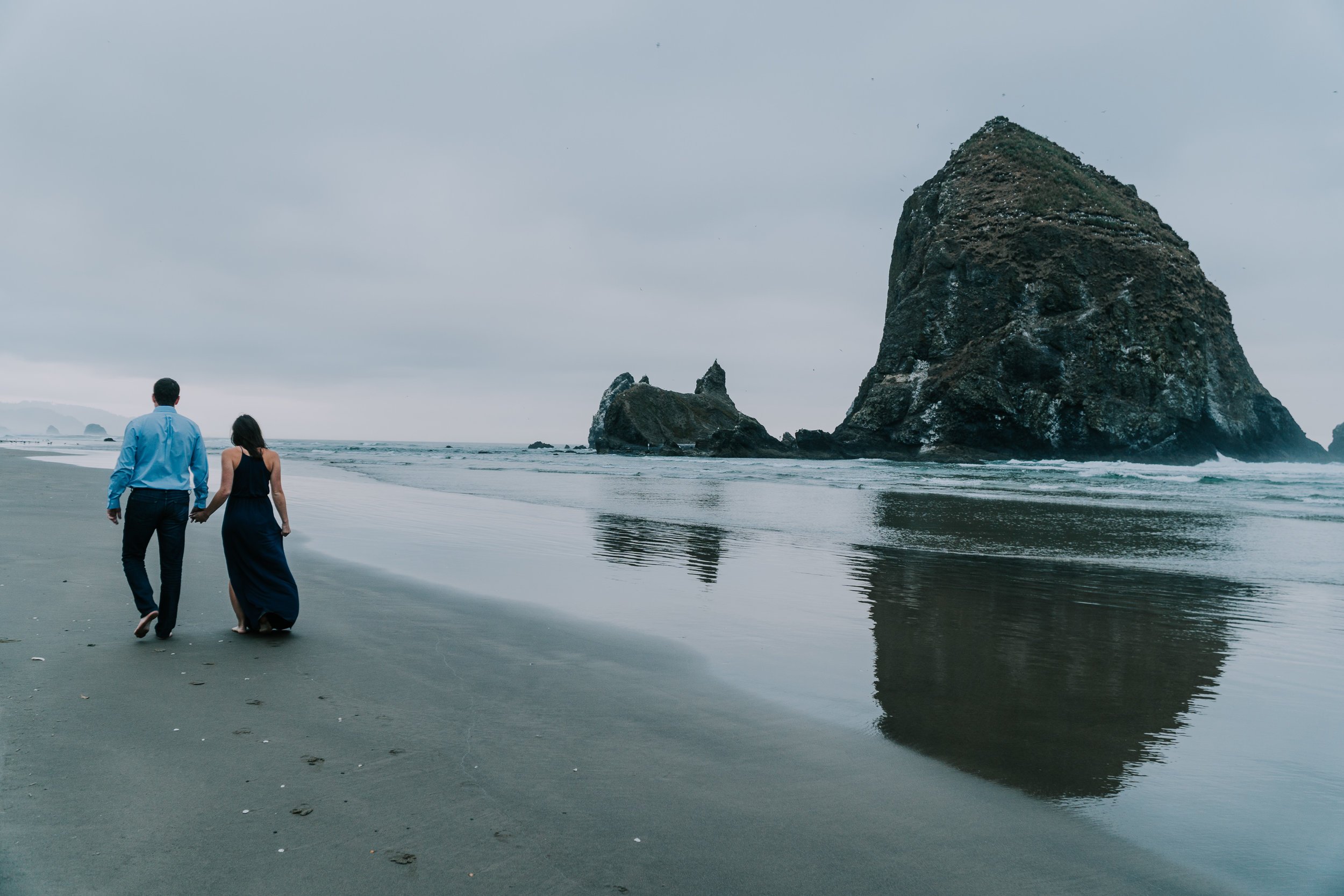 Cannon+Beach+Oregon+Engagement+Photography.jpeg