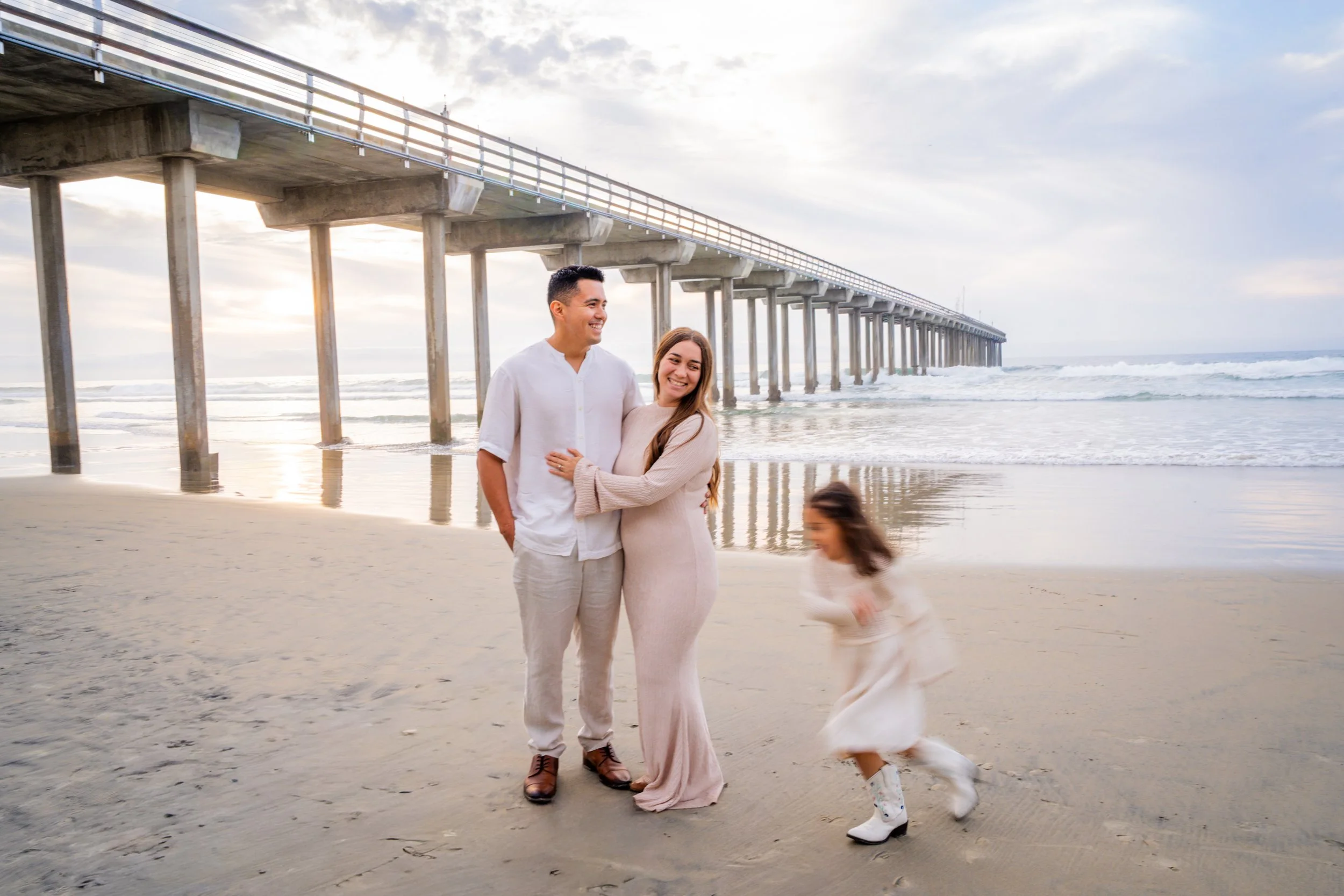 Family Photography San Digo_ScrippsPier_LaJolla Beach_2.jpg