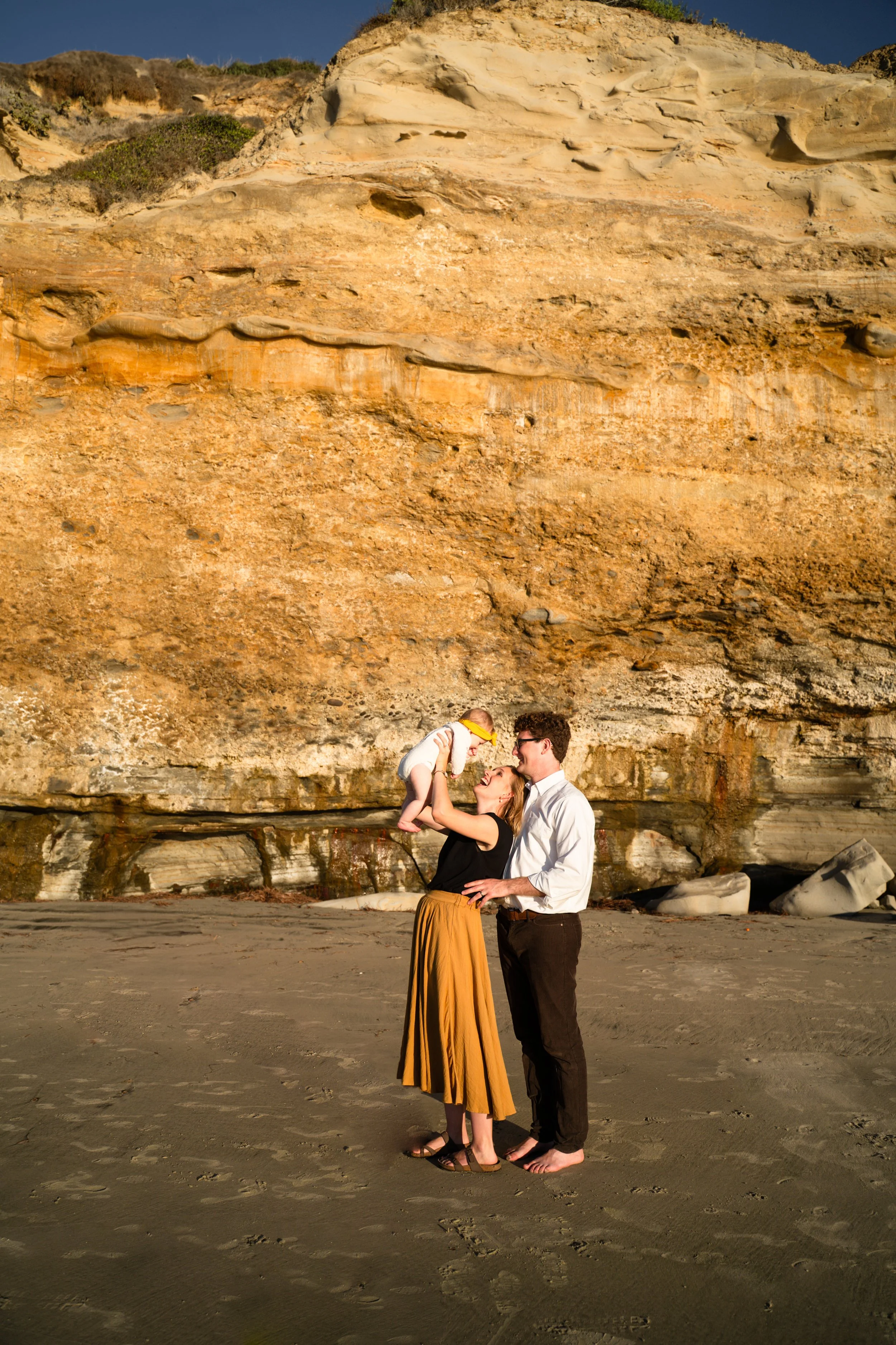 Family Photography San Diego_Scripps Pier La Jolla_10.jpg