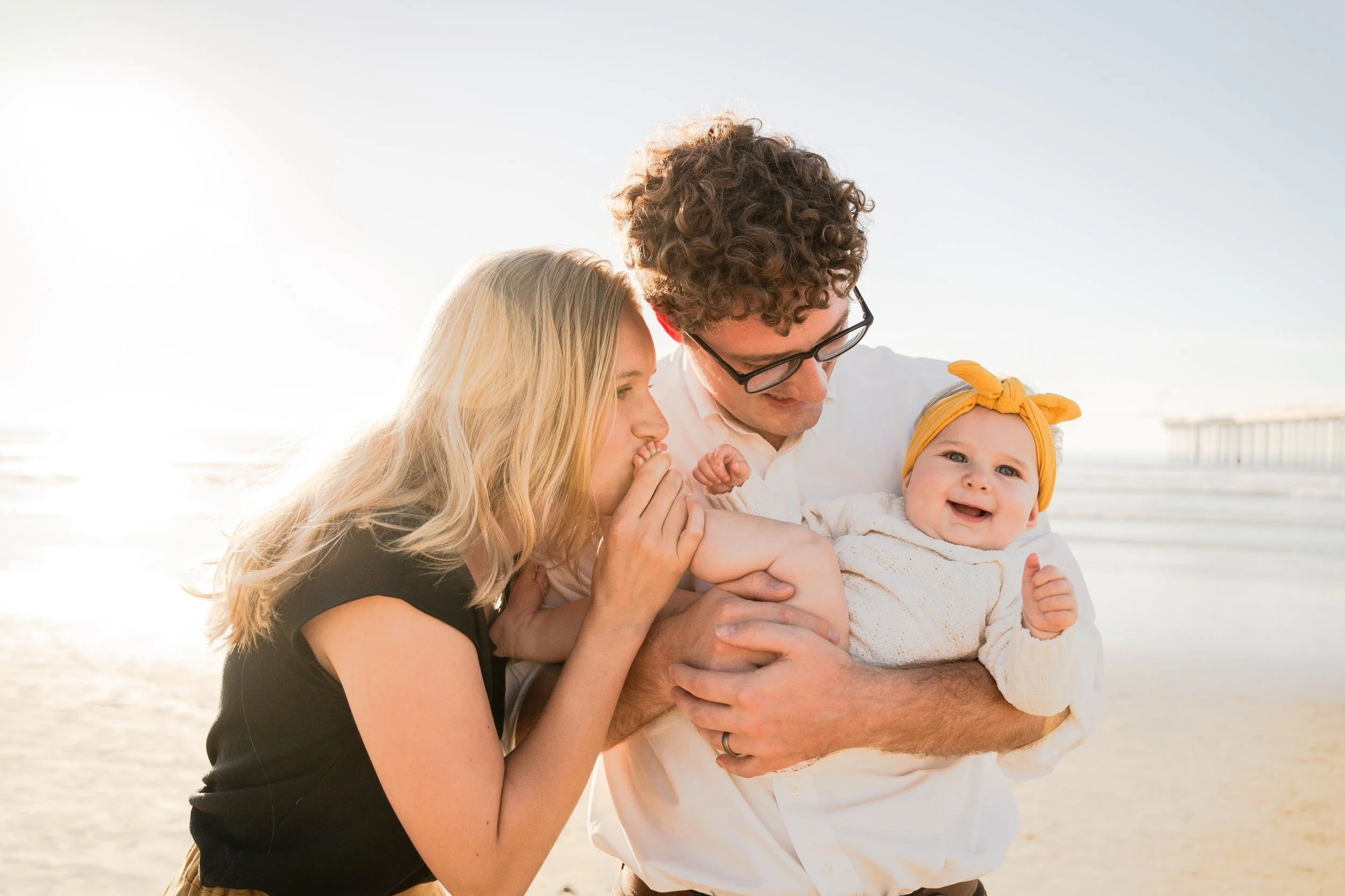 Family Photography San Diego_Scripps Pier La Jolla_7.jpg