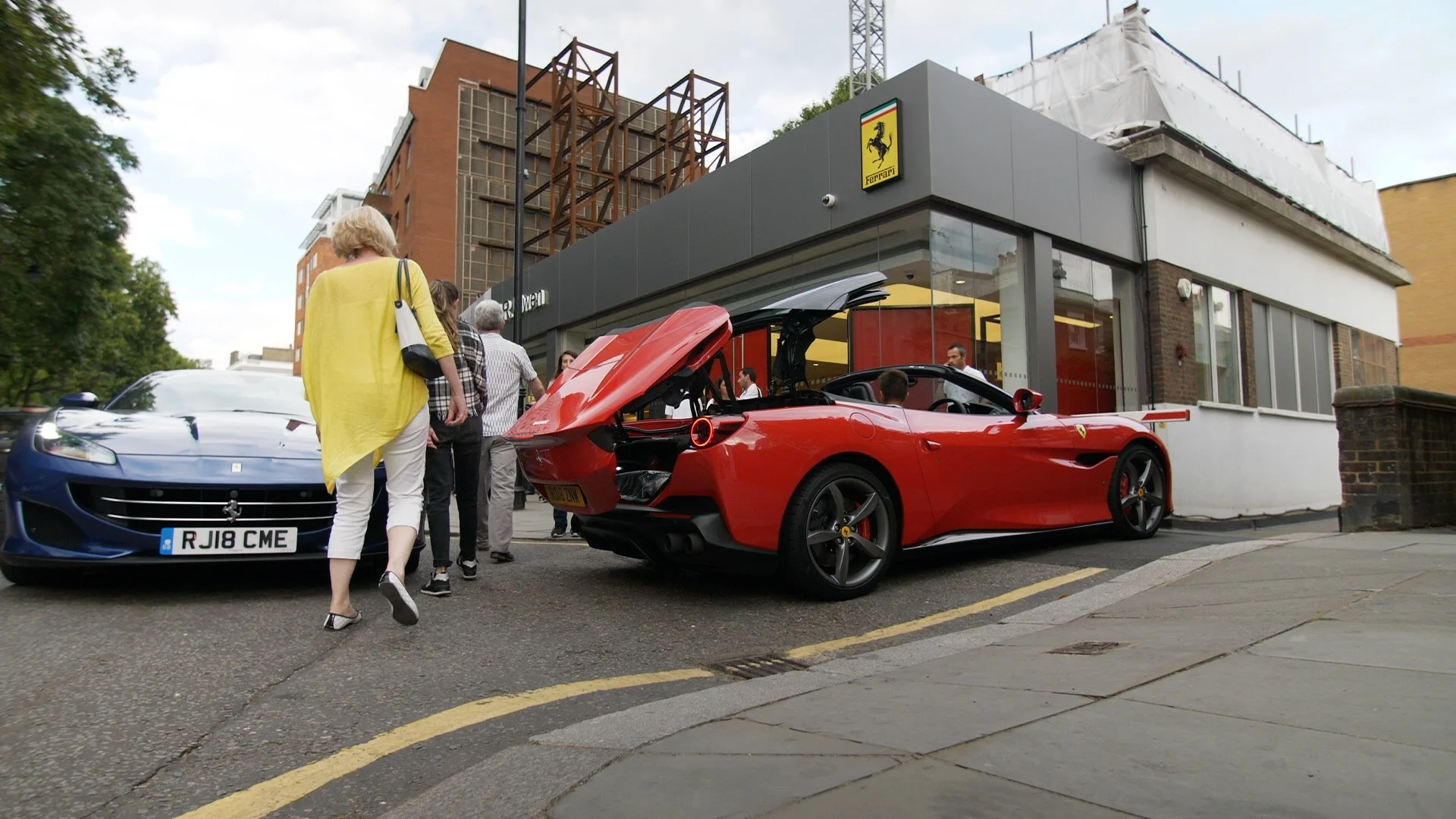 Ferrari Portofino 1.jpg