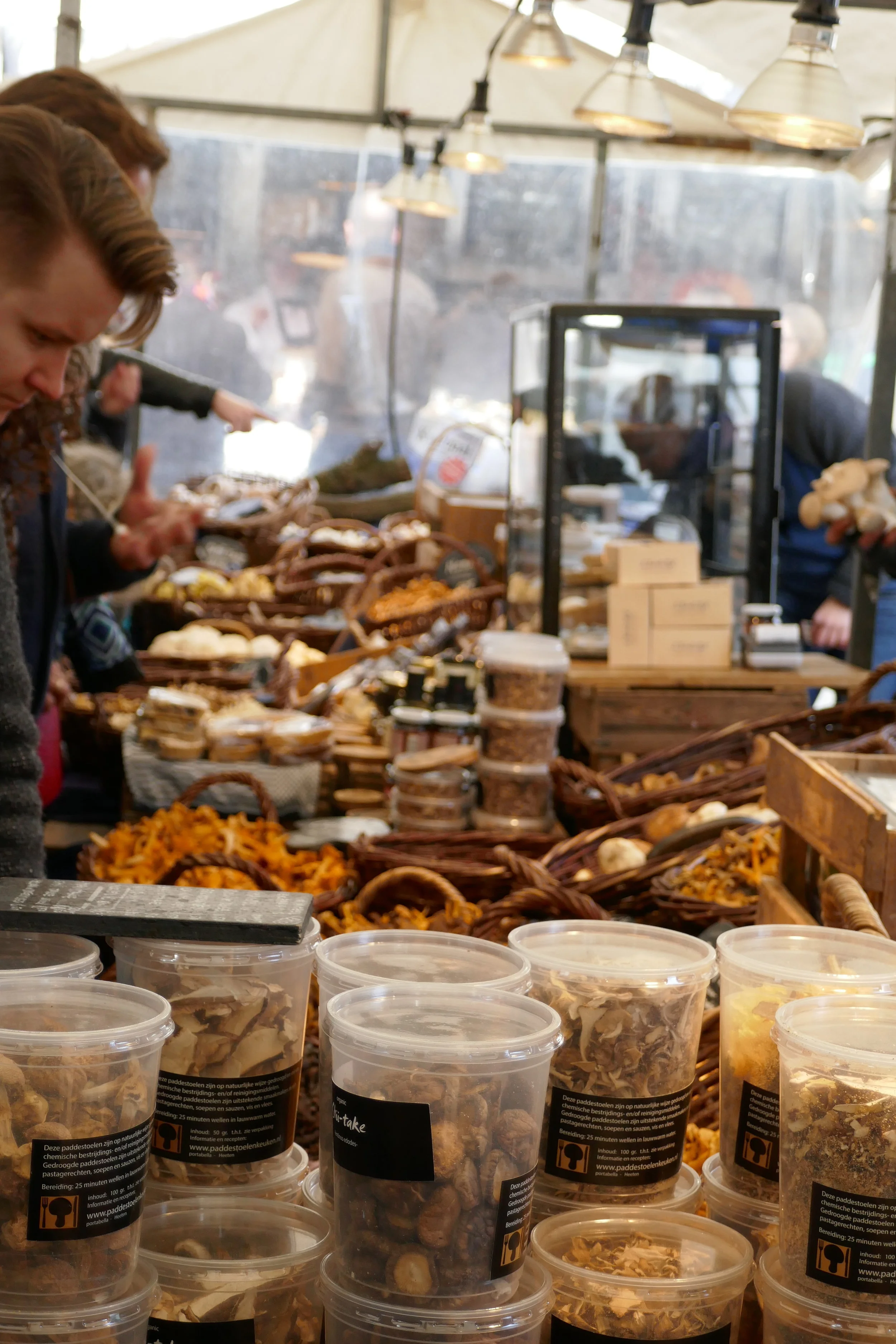  A mushroom stand in the Sunday farmers market; we had mushrooms on toast here and some delicious oysters at a different stall 