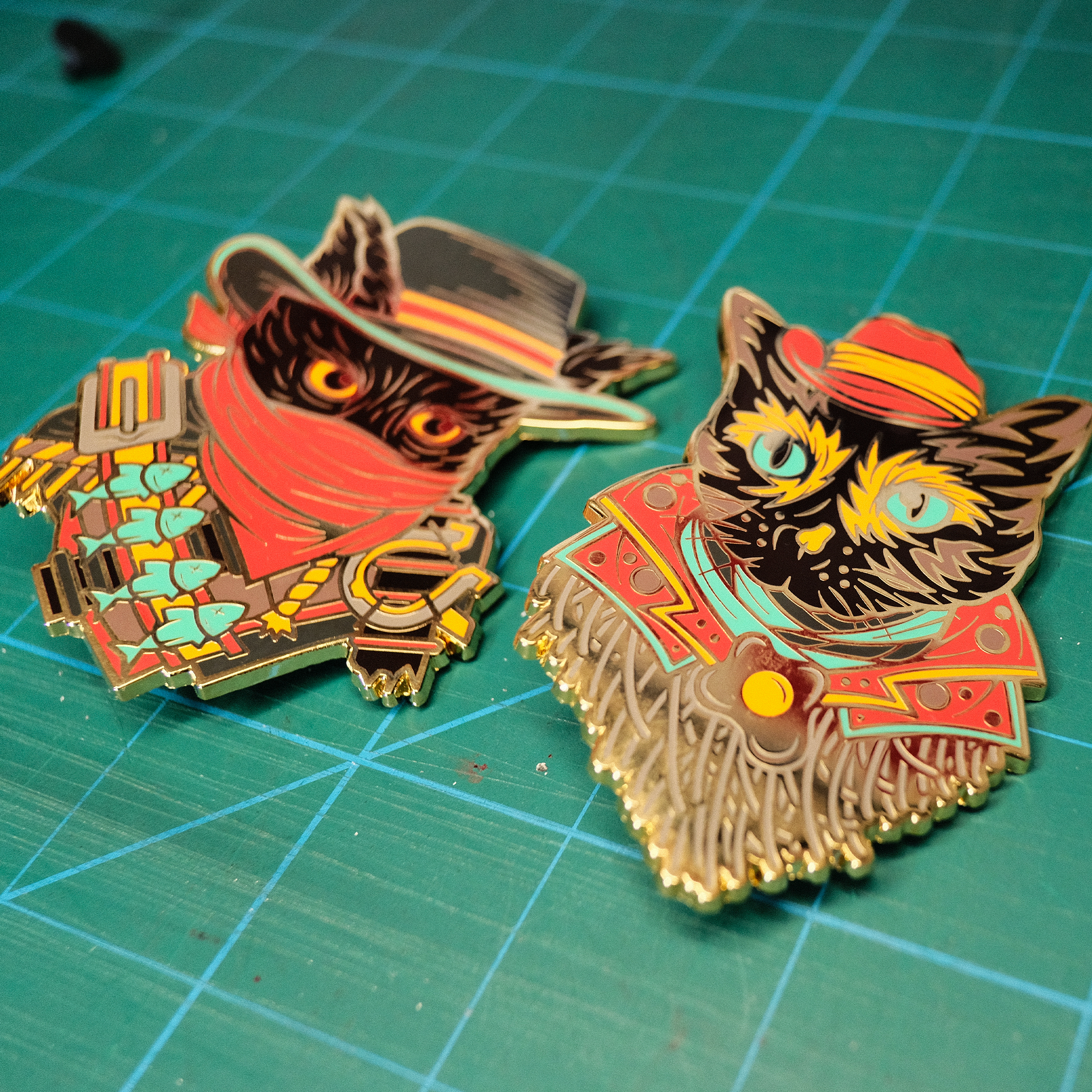 THIS LITTERBOX AIN'T BIG ENOUGH... ENAMEL PIN SET
