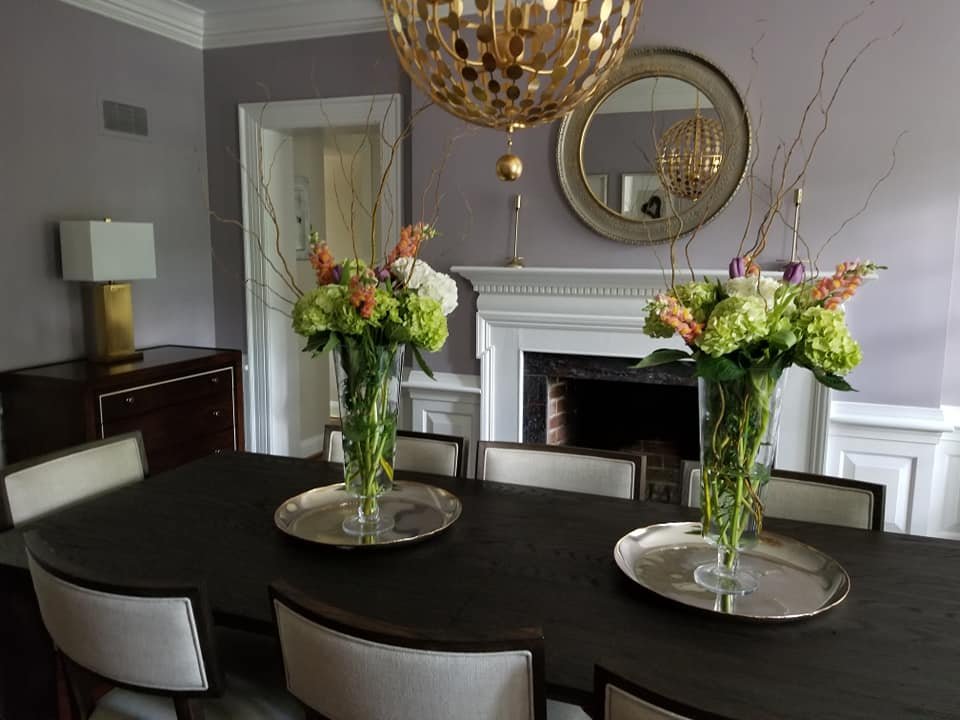 dining room with flowers.jpg