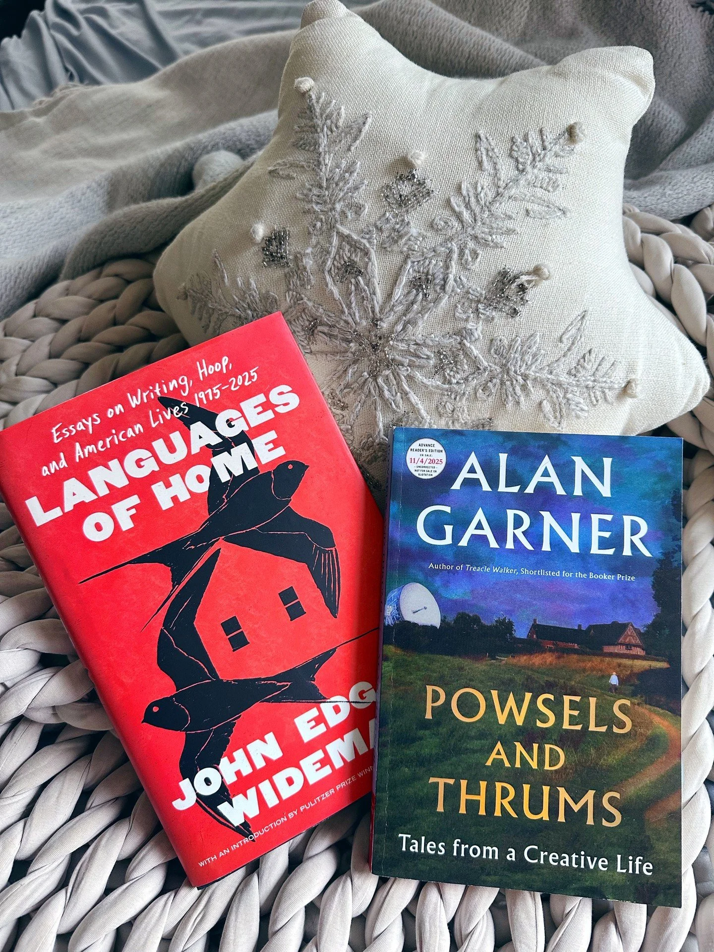 It's the perfect cozy reading weather, and I'm soaking it all up! How about you? Tell me all about your favorite cozy things to do this time of year!

I'm currently reading POWSELS AND THRUMS by Alan Garner, a wonderful and sometimes funny collection