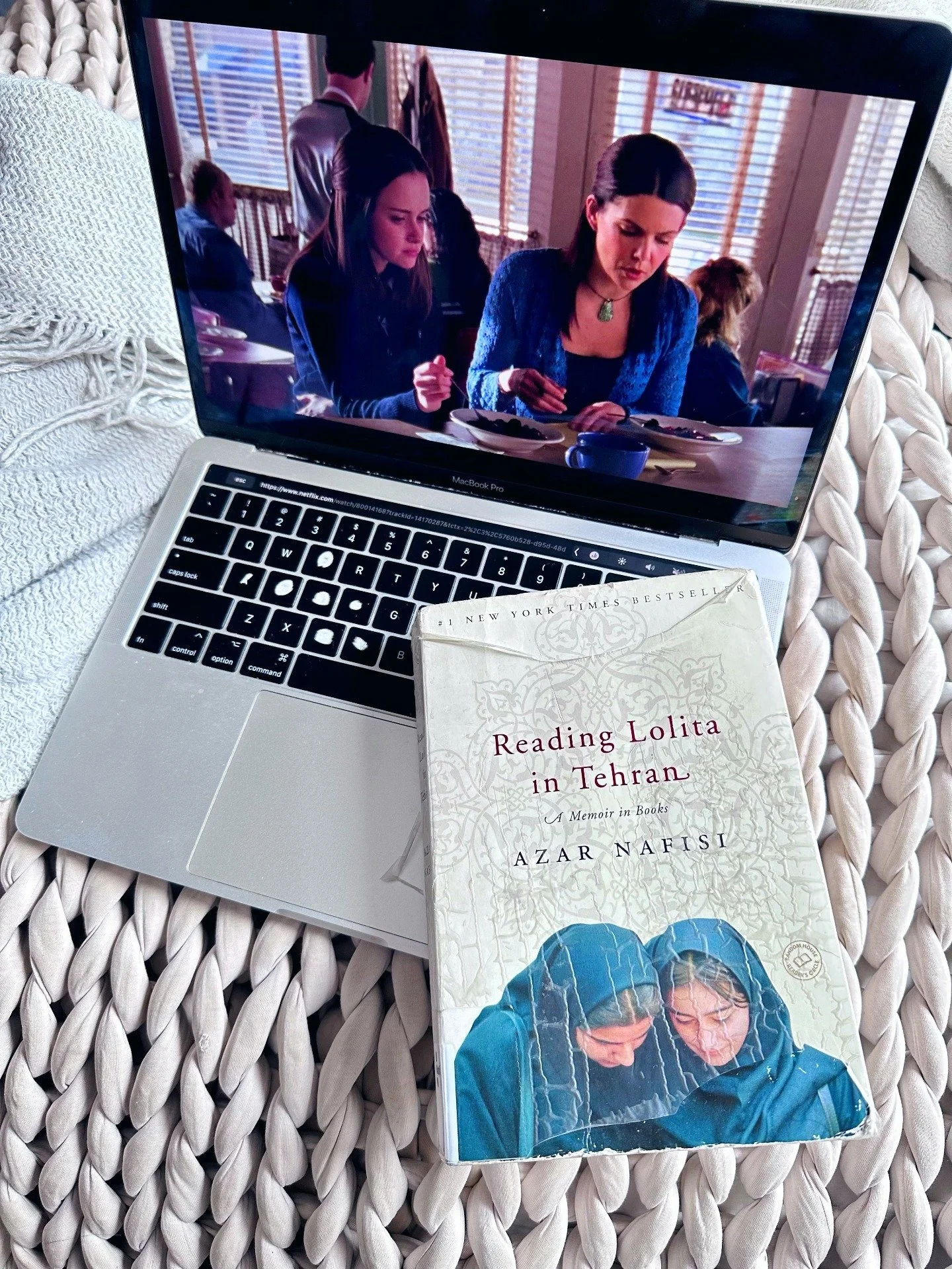 Who knows what Rory and Lorelai are talking about in this scene? I'll give you a hint: they're not discussing Reading Lolita in Tehran. (Did that help?)

I just needed a scene of Rory to go with this book because READING LOLITA IN TEHRAN by Azar Nafi