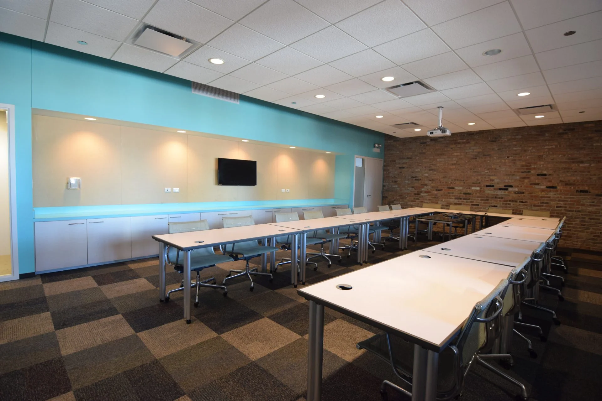 Formatografia Eric Formato Chicago Photographer Photo Services Content-39Eric Formato Formatografia Real Estate Photography.jpg