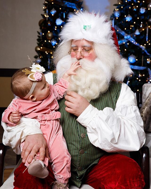 Hope you all had a magical day. .
#santa #magical #christmas #syracuse #syracusephotographer #hohoho