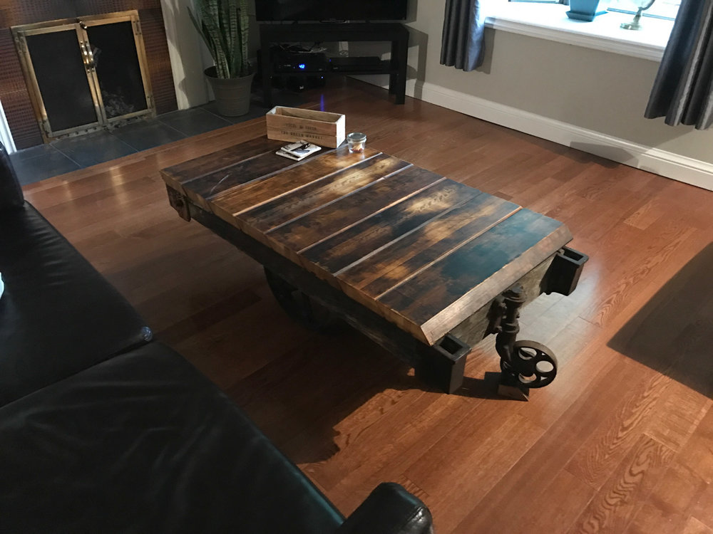 Tables Bereclaimed, Reclaimed Hardwood Flooring Ontario