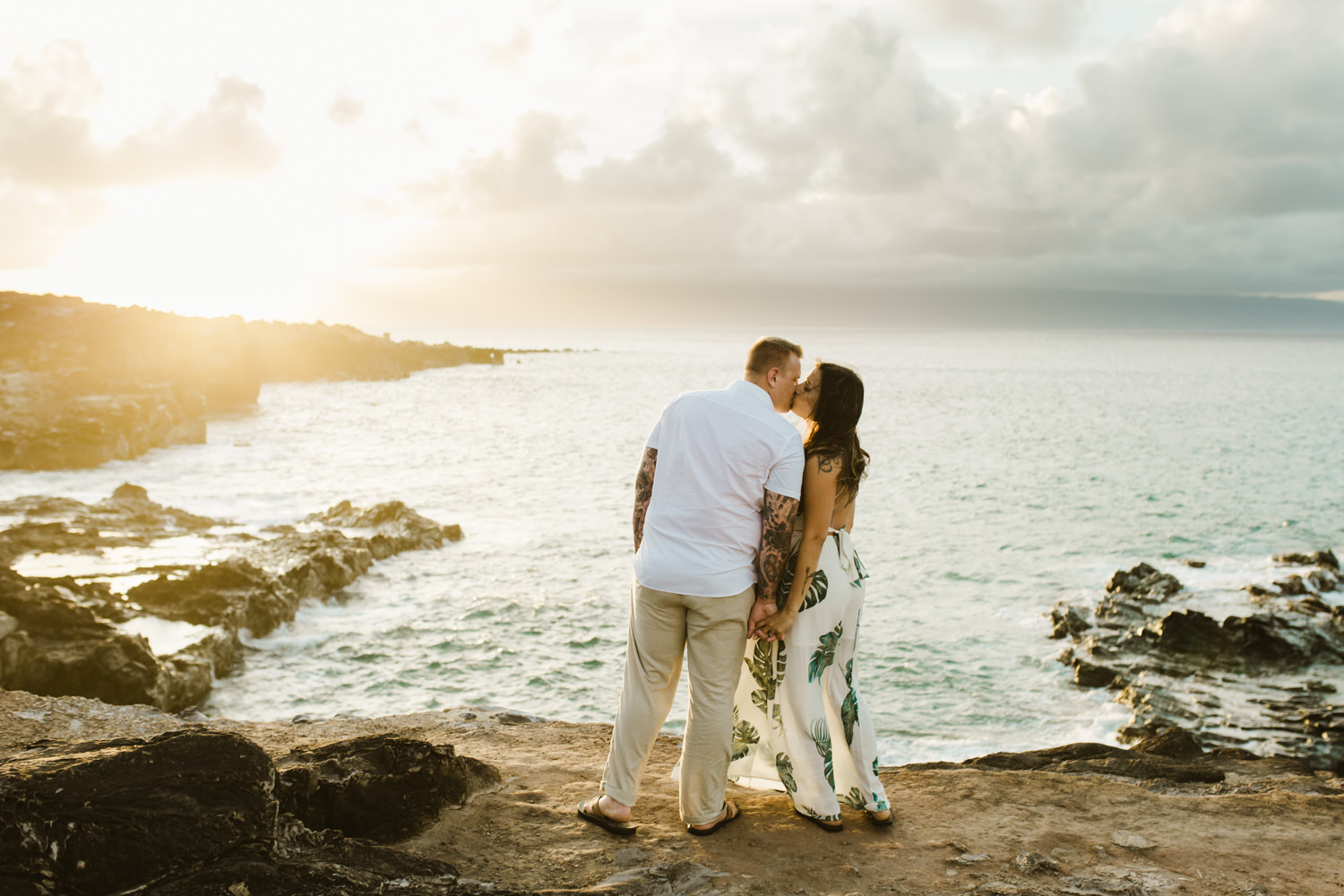 couples_photographer_maui_kapalua-6.jpg