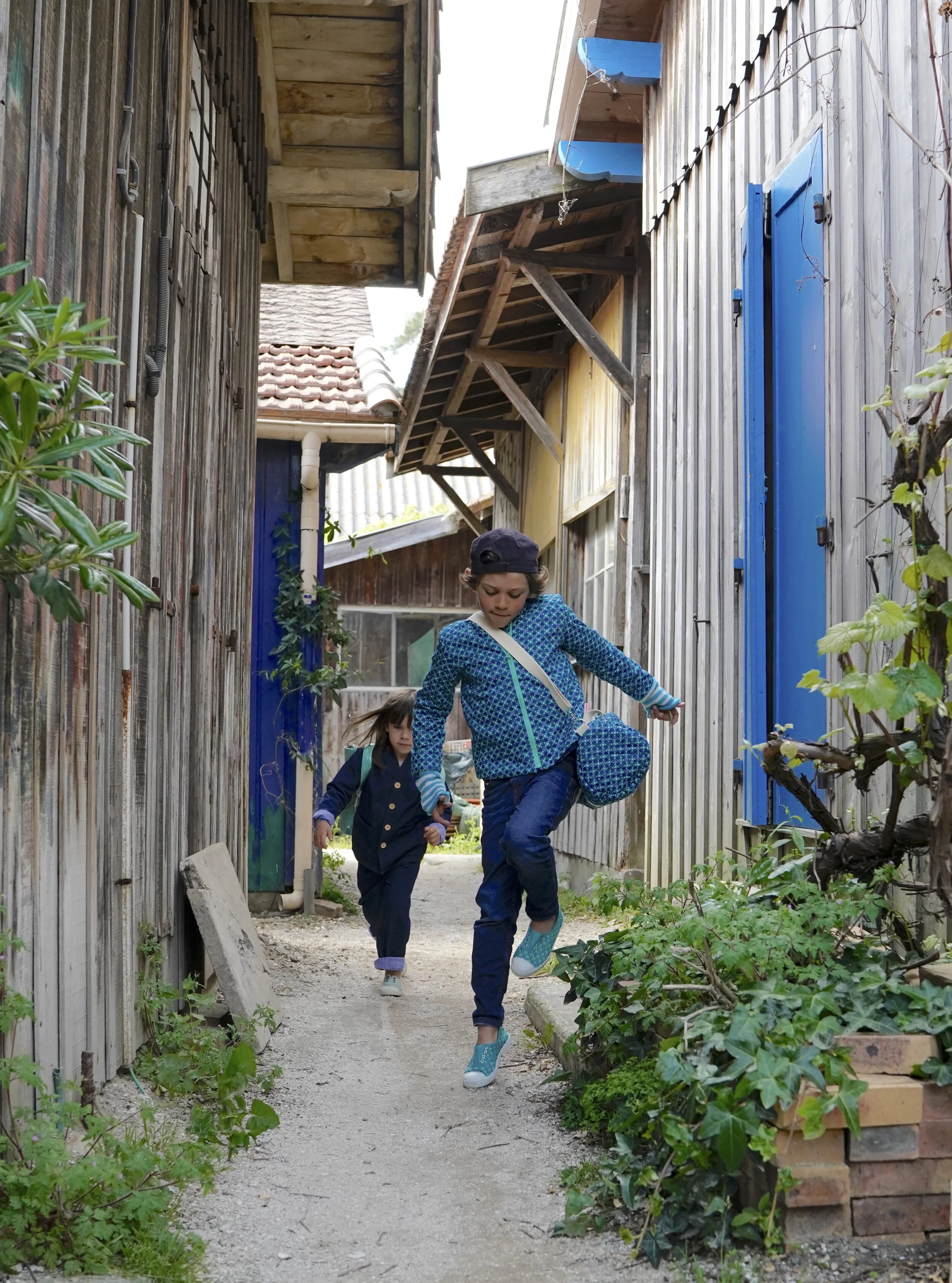 PETIT PAN _ DEEP BLUE