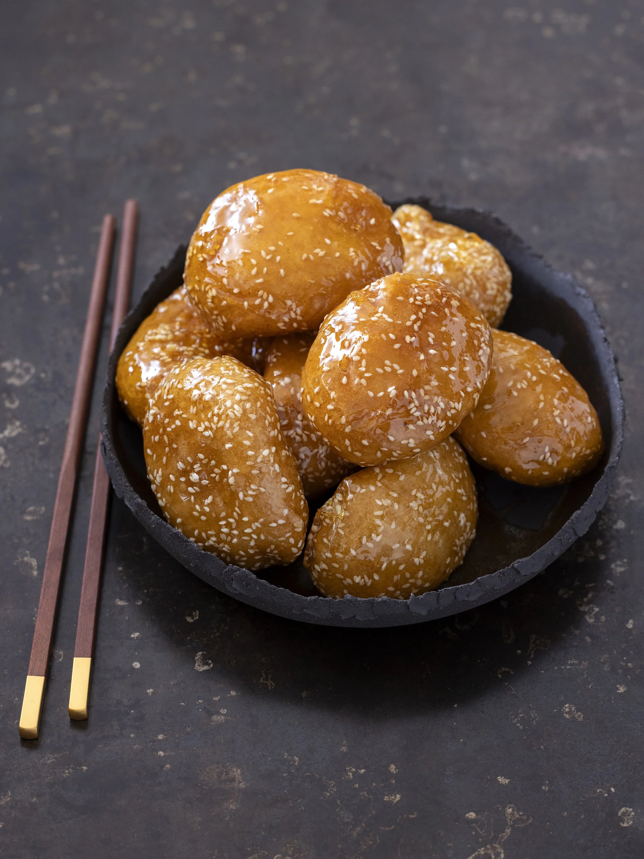 Photo©ClaireCurt-BEIGNETS POMME CARAMEL-PATISSERIE-ASIE-14JANV25-0321.jpg