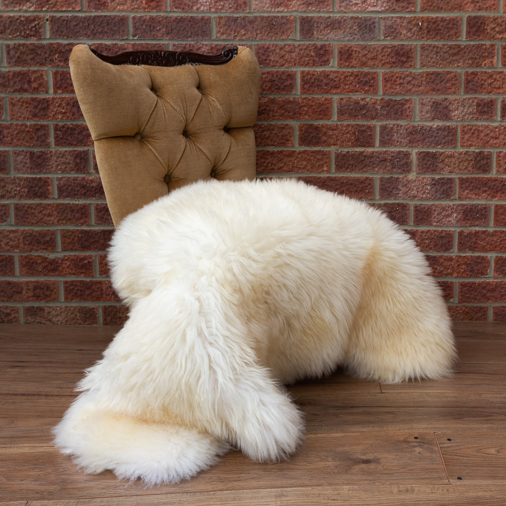 Large Sheepskin Rug Gold Ecru 115 120cm Long Sheepstyle Sheepskin Rugs Large Sheepskin Rug Gold Ecru 115 120cm Long Sheepstyle Sheepskin Rugs