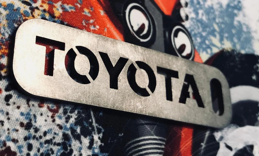 TOYOTA.jpg