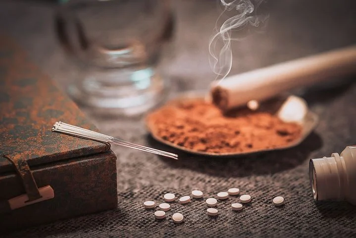chinese and western medicine.jpg