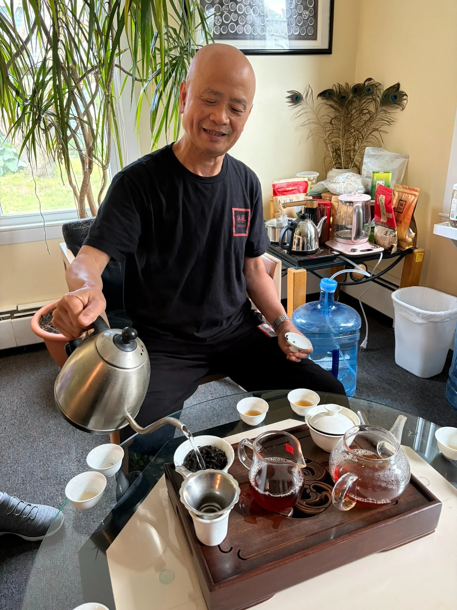Drinking Waterfall Rou Gui Tea Worth $3,000