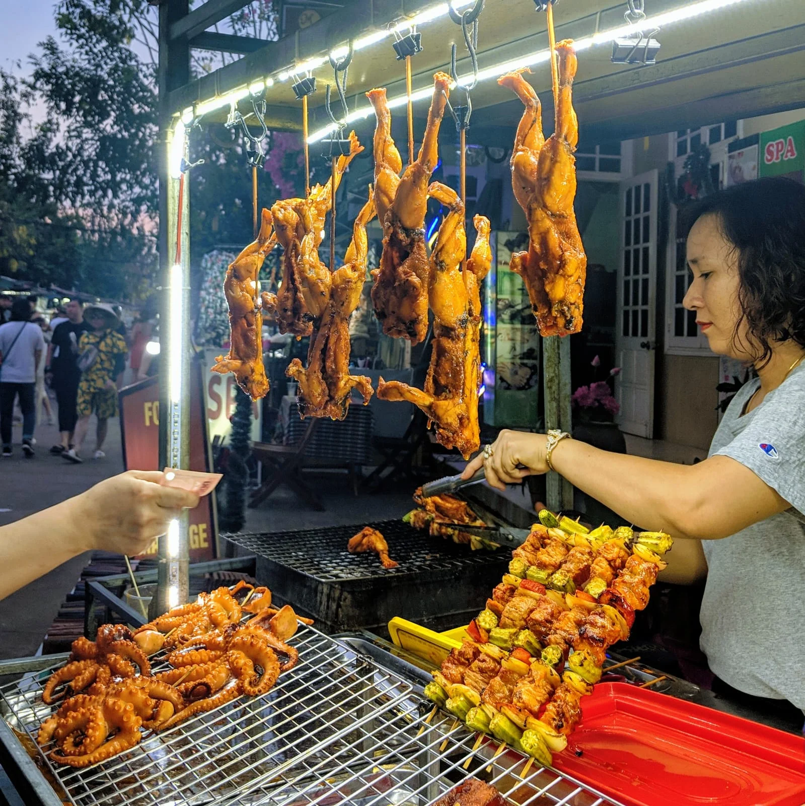 Hitting The Hanoi Street-Food Stalls