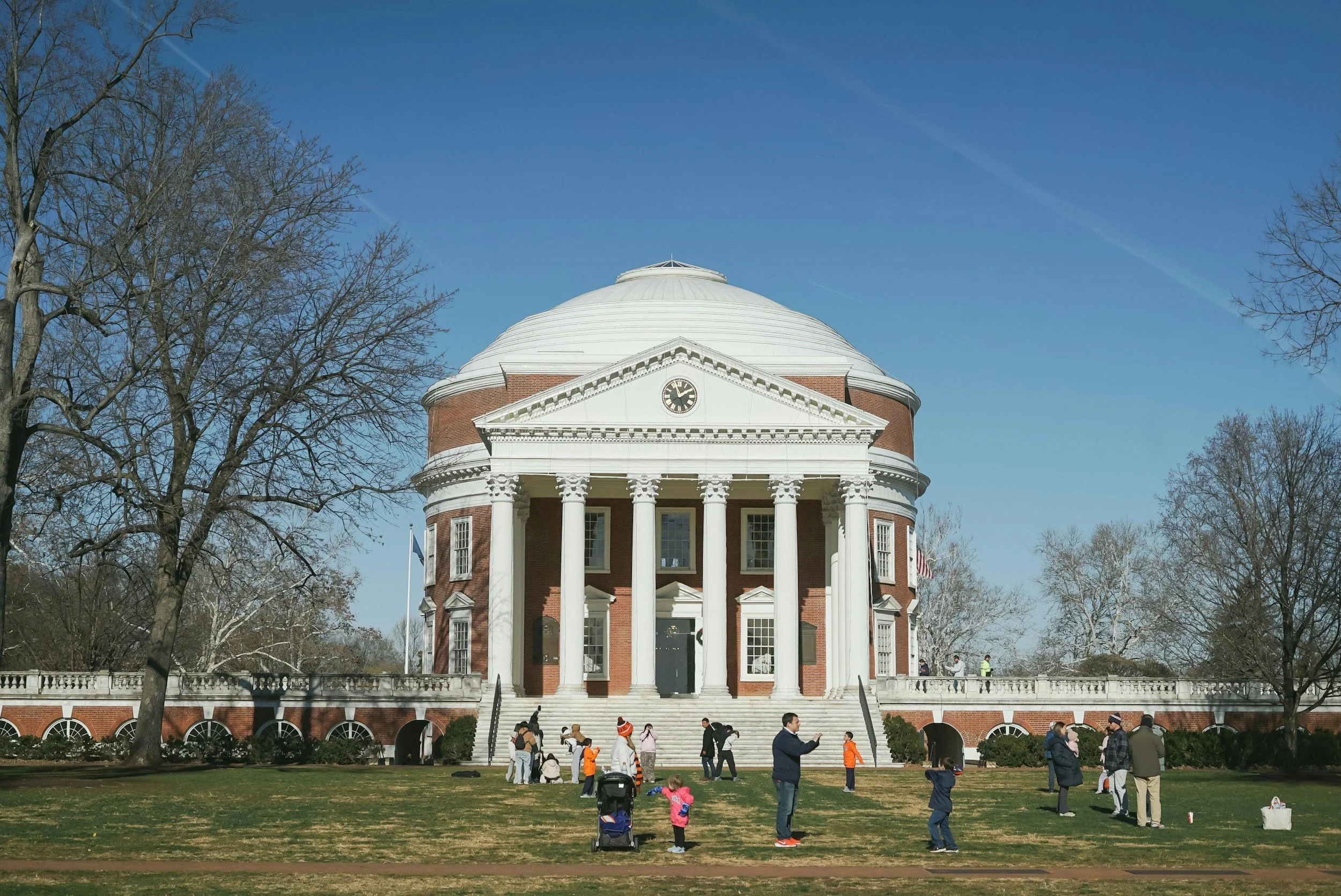Dropping Your First-Year Off At UVA? Beware.