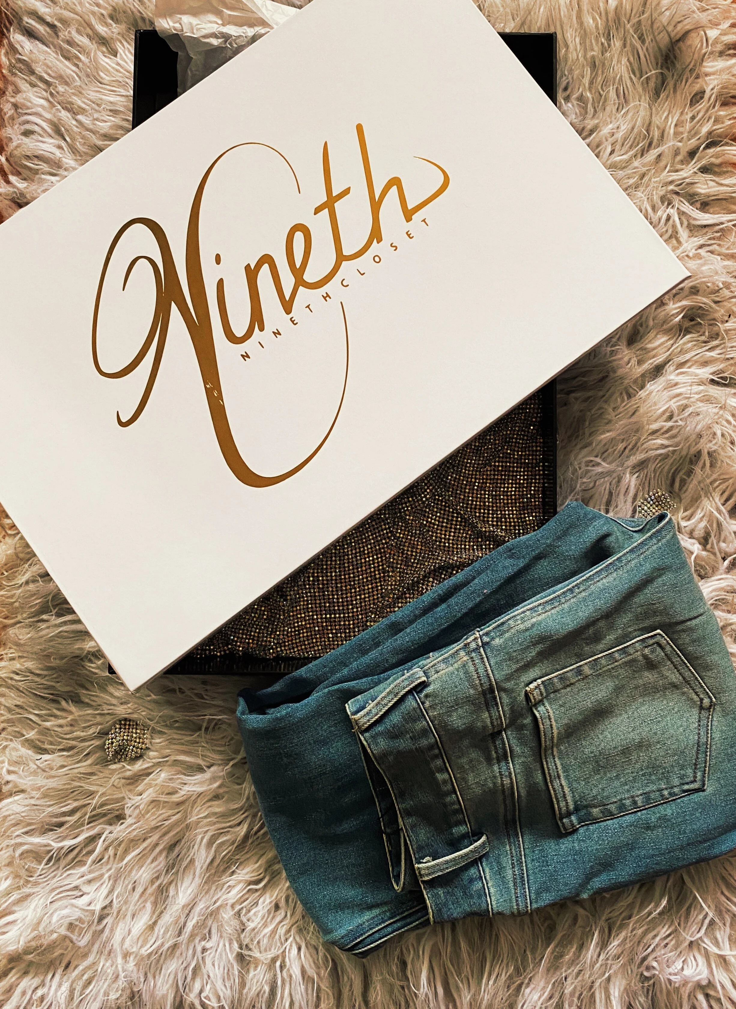 Glam's Court: Nineth Closet