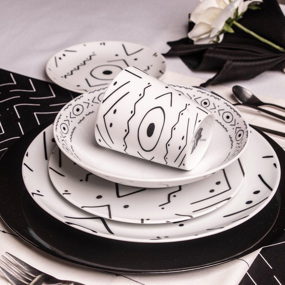 Kultured Kitchens Dinnerware Set