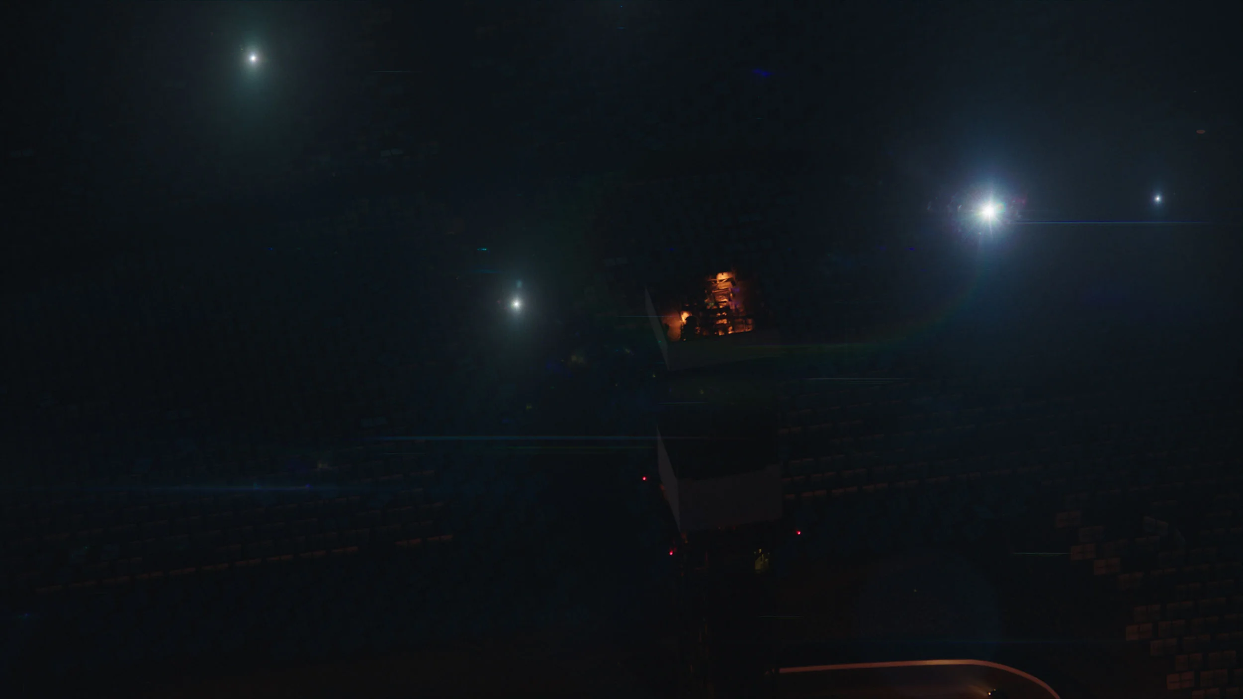 FL_006_133_100_comp_v007_still_LUT.jpg