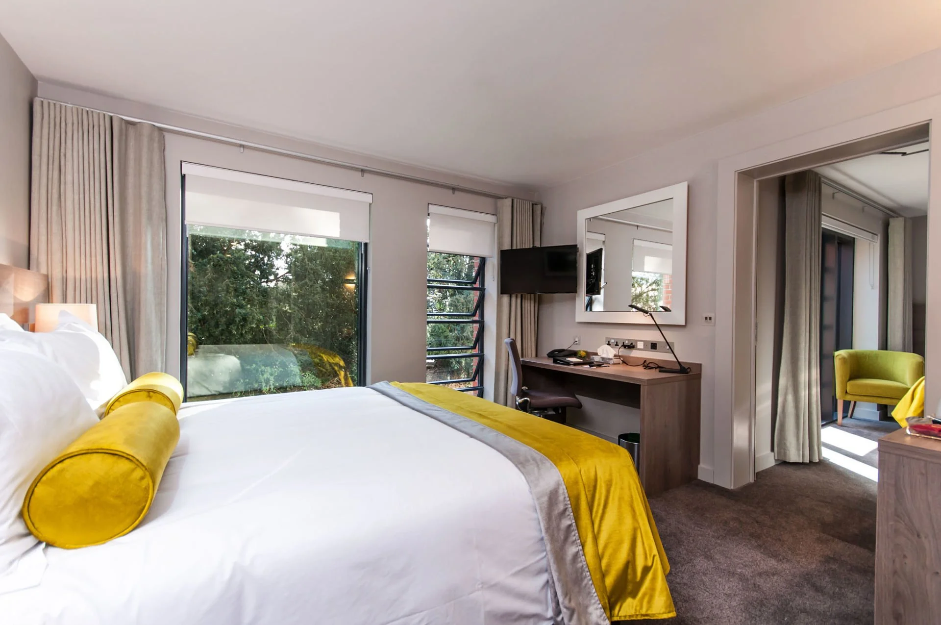 Henley-Greenlands-Hotel-Family-Room.jpg