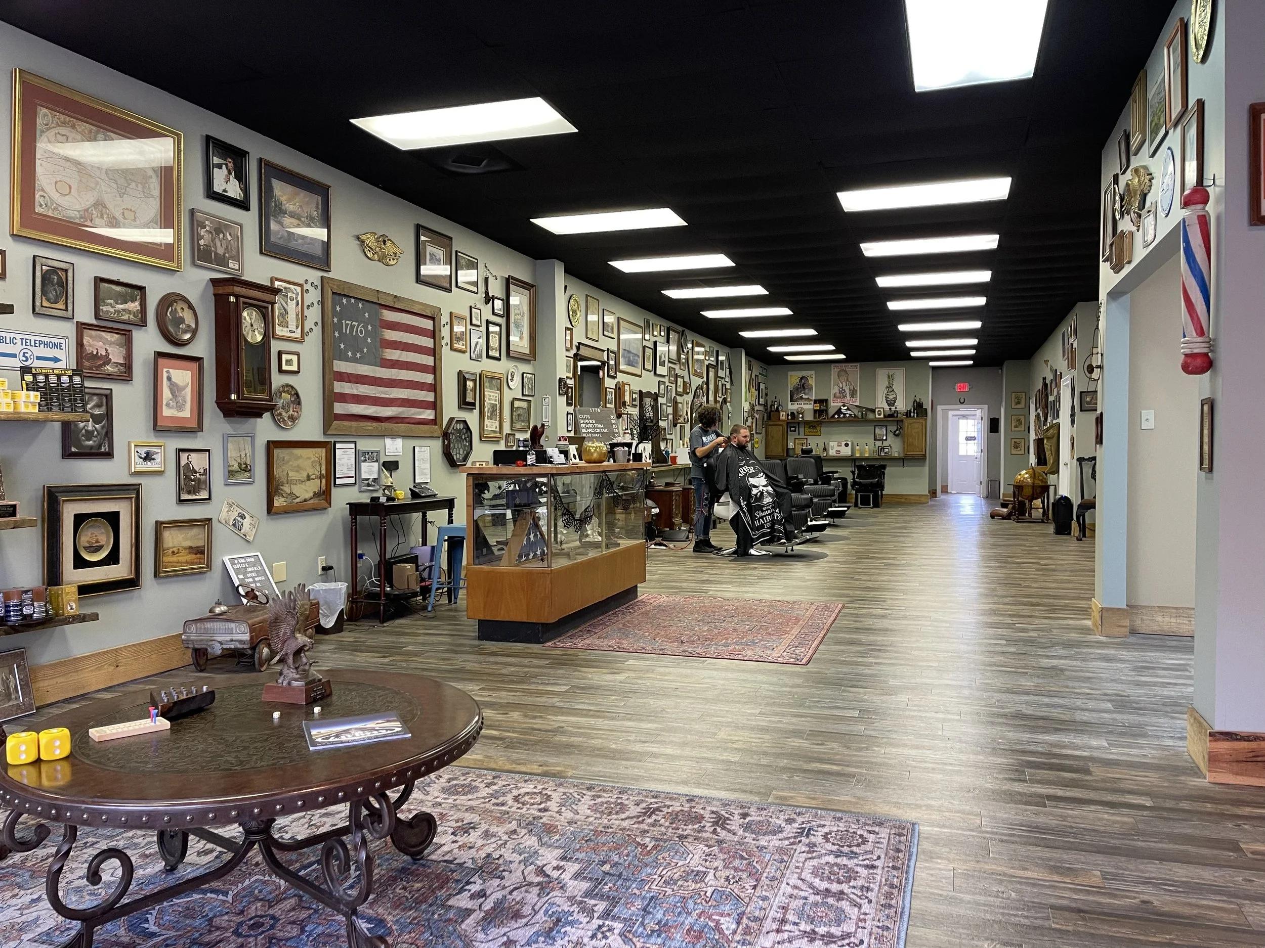 1776 Men's Grooming Parlor