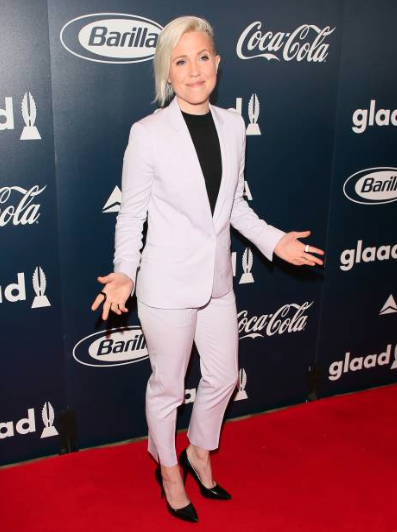 hannah hart glaad awards stylist kimmy erin.png