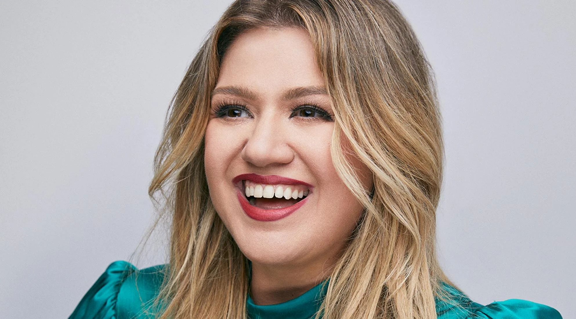 KELLY CLARKSON