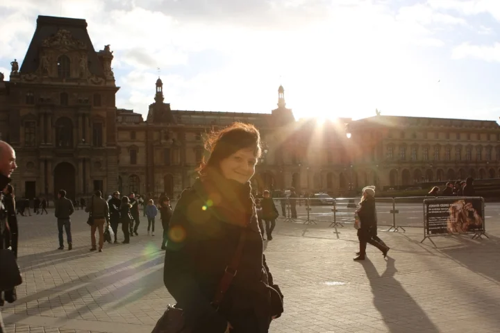 parisian museum afternoon
