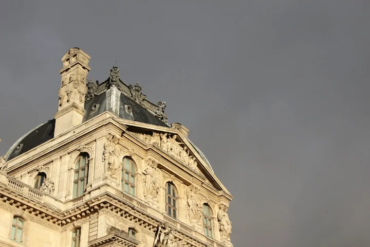 louvre palace