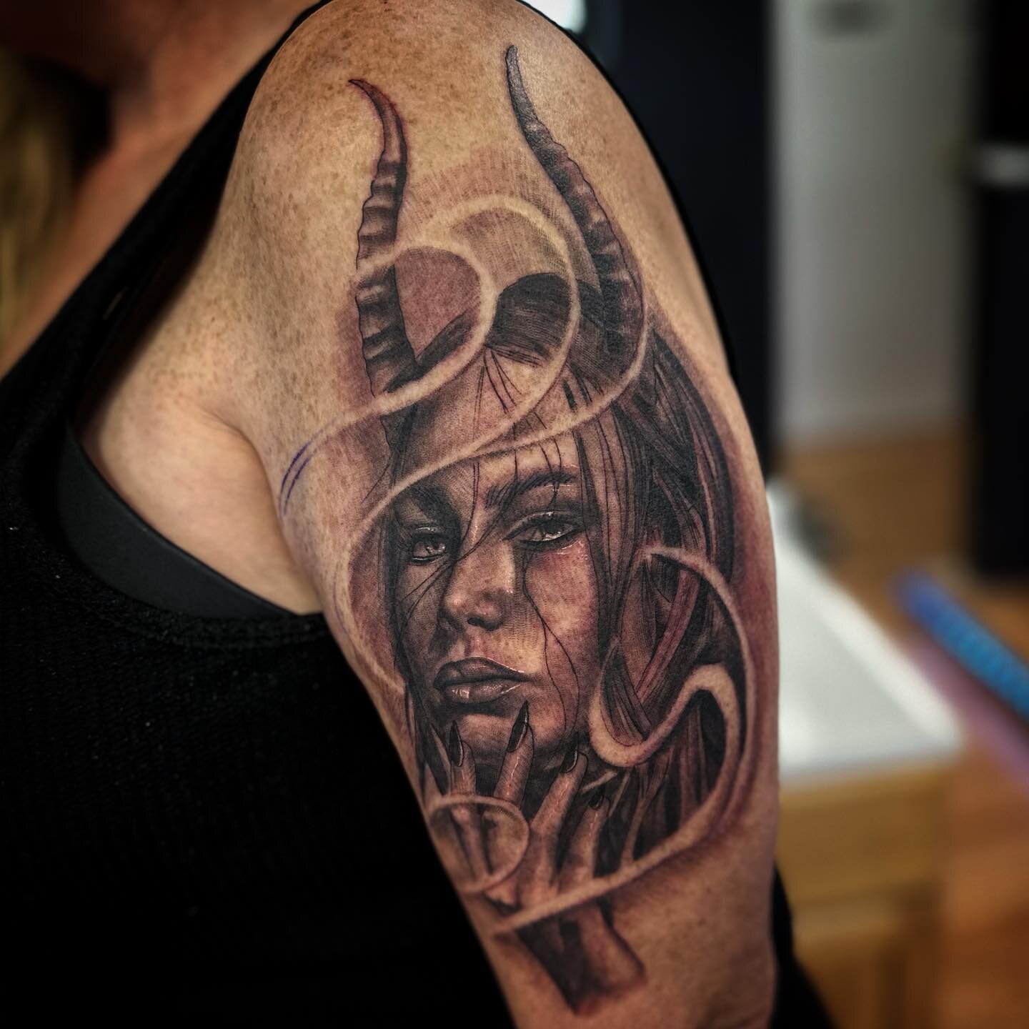 Done by @rockemtatts Now booking for June 

Click link in bio for more information on how to book an appointment 

Losttribestattoosva.com 🧑&zwj;💻
Shop phone (540)376-7456 📲

#customtattoos #Bishoprotary  #blackandgray#tattooloverscare #sleevetatt
