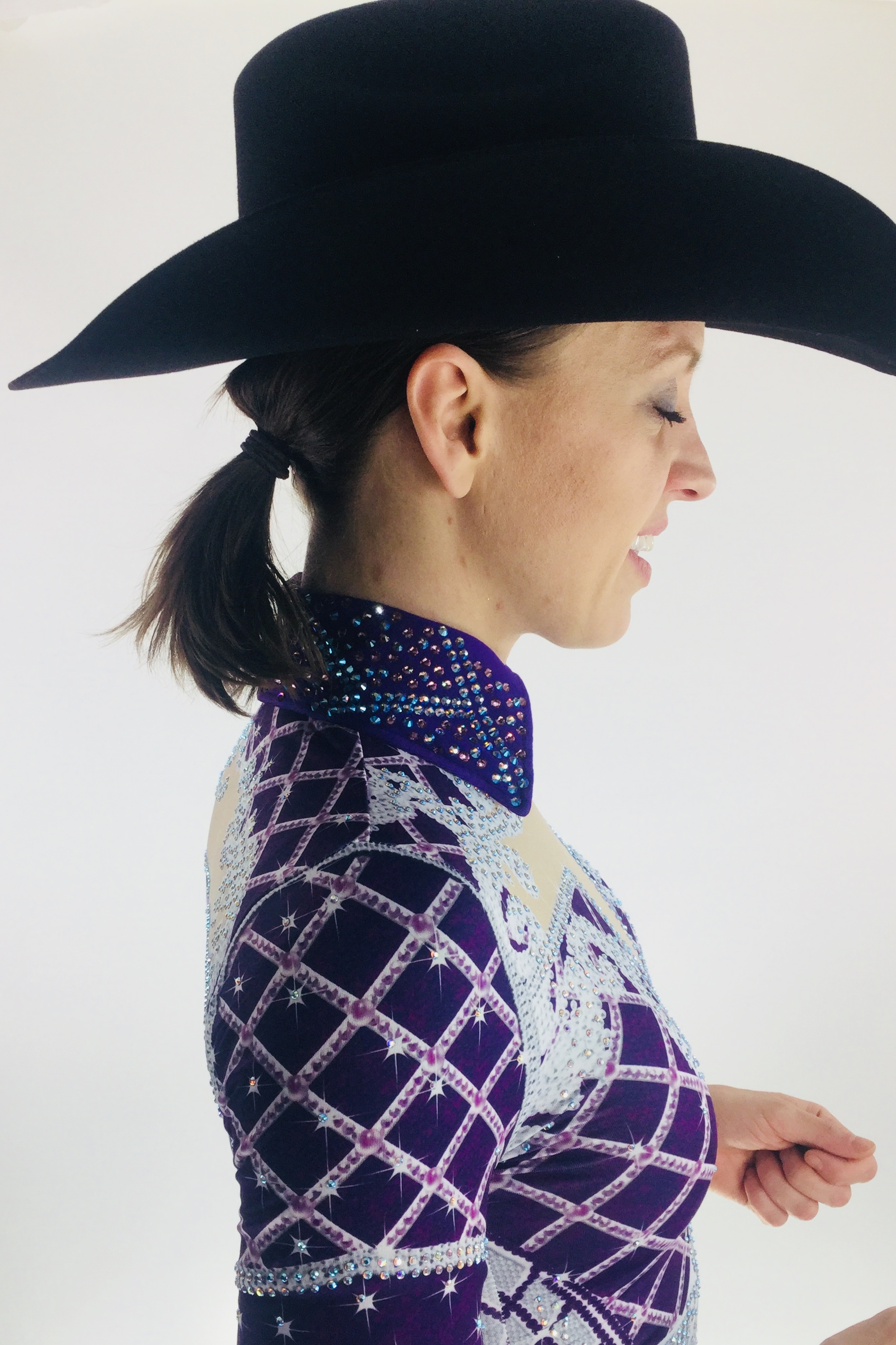 sparkle-ridge-western-show-clothes-purple-and-white-print-horse-show-shirts-anita3.jpg